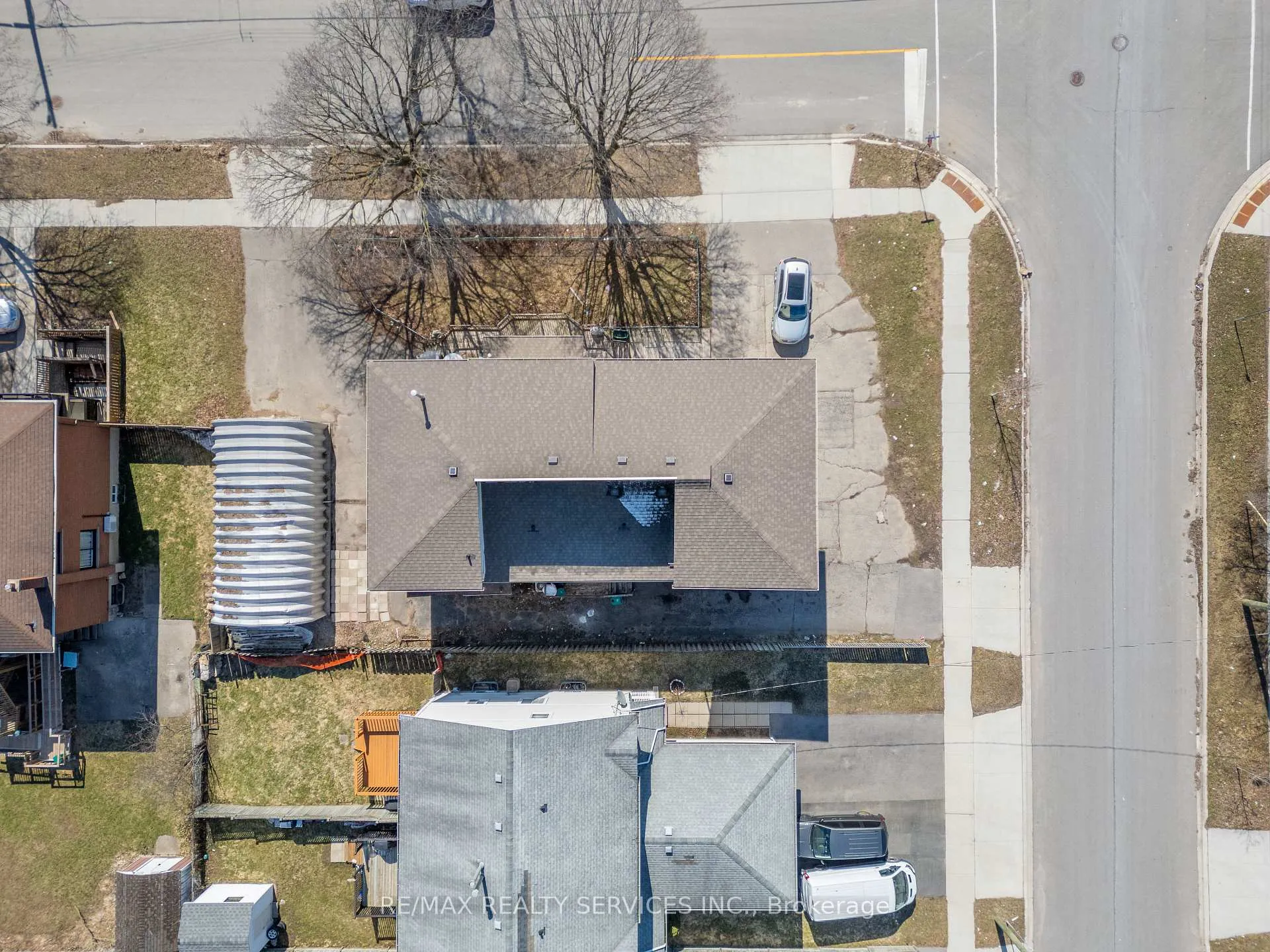 Photo 27 of 72 Florence Avenue, Kitchener, Centreville Chicopee — HOMEH