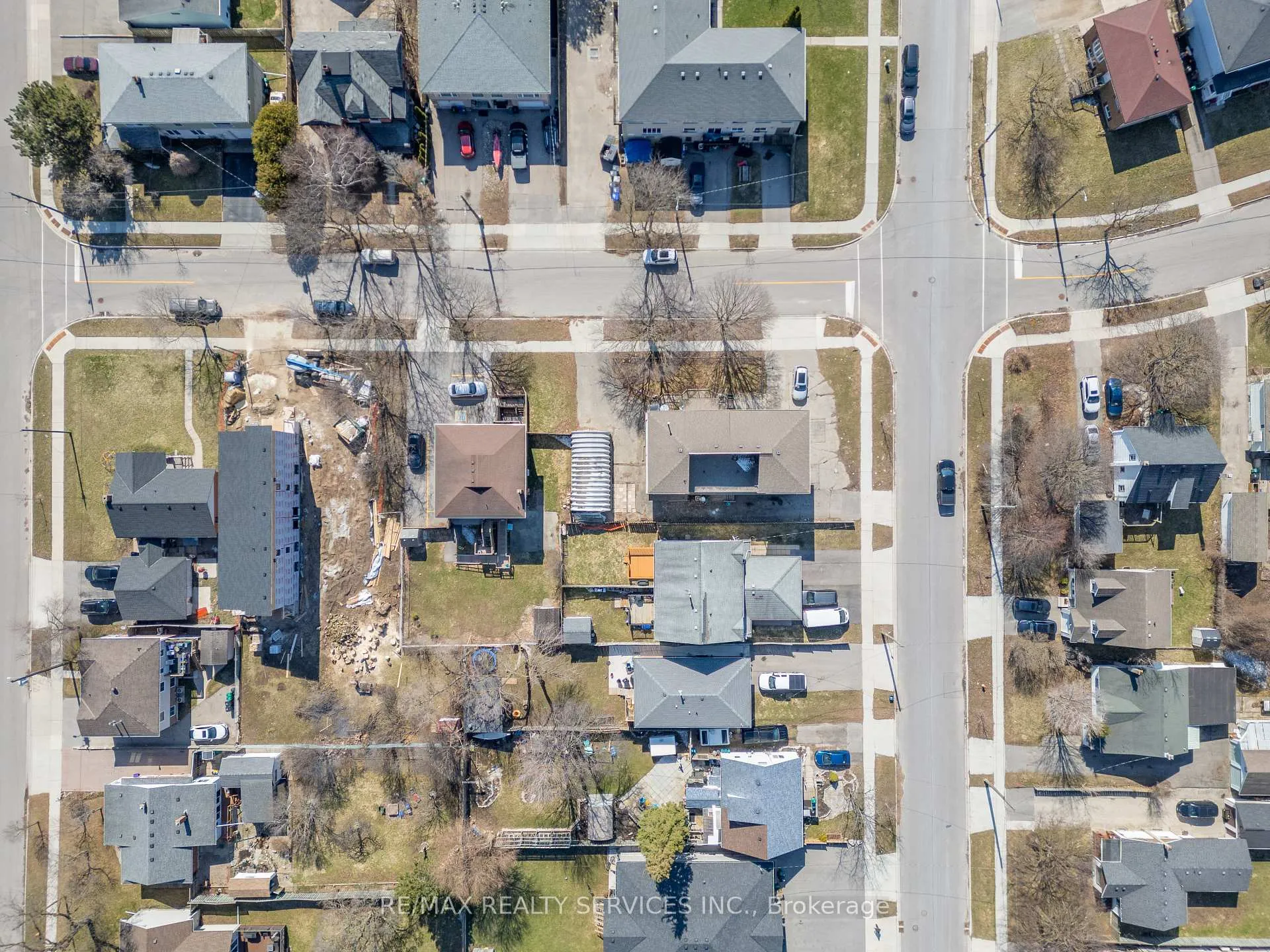 Photo 28 of 72 Florence Avenue, Kitchener, Centreville Chicopee — HOMEH