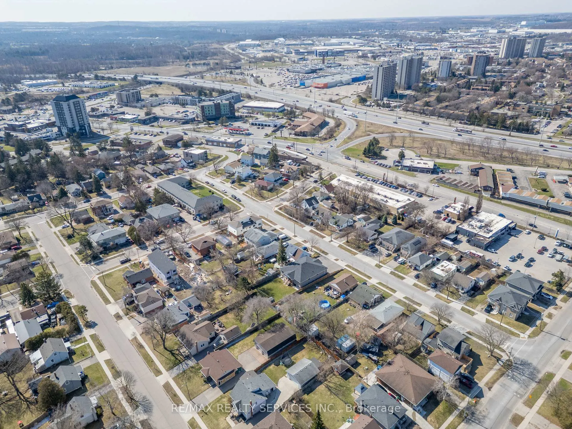 Photo 34 of 72 Florence Avenue, Kitchener, Centreville Chicopee — HOMEH