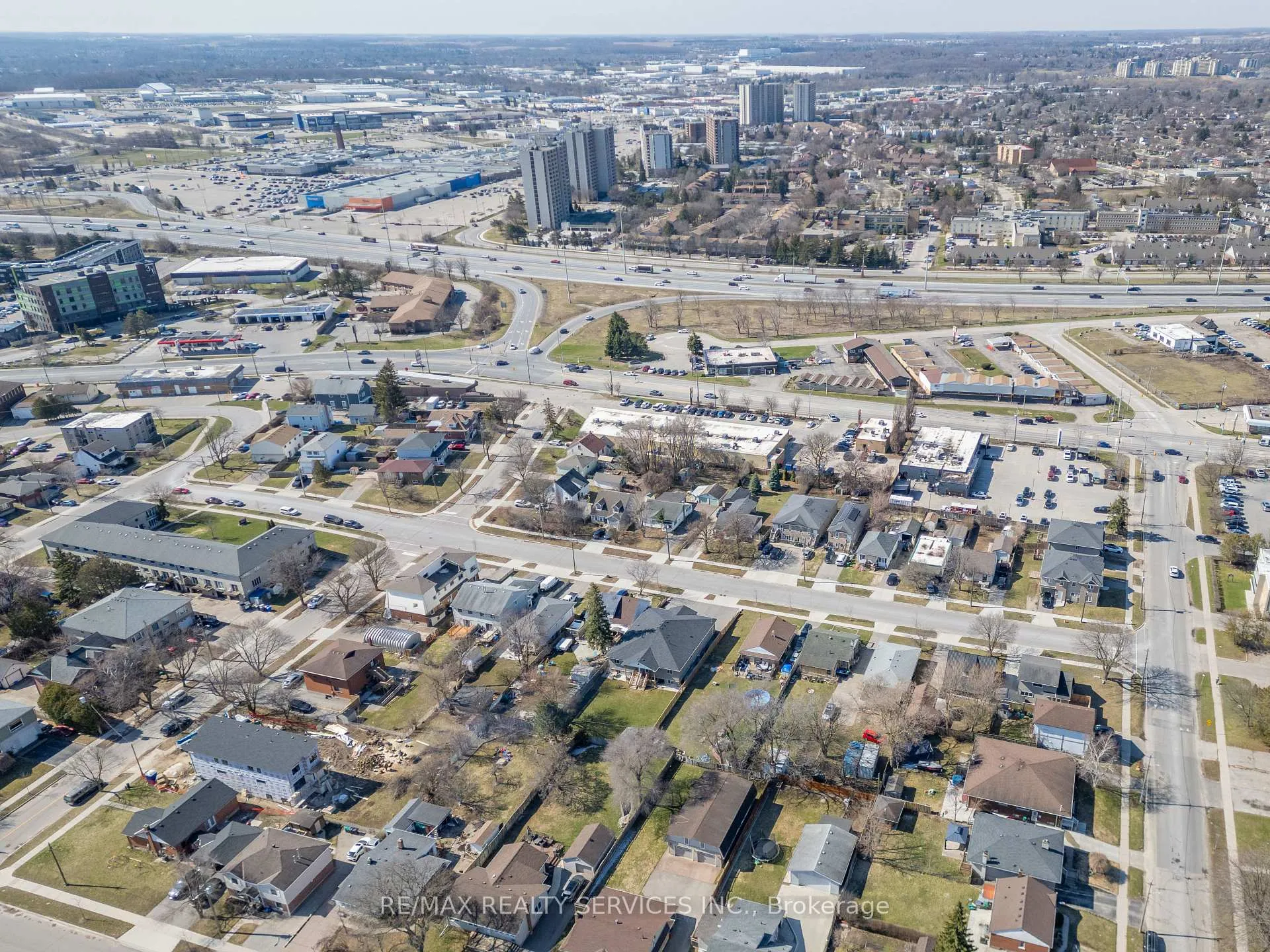 Photo 36 of 72 Florence Avenue, Kitchener, Centreville Chicopee — HOMEH