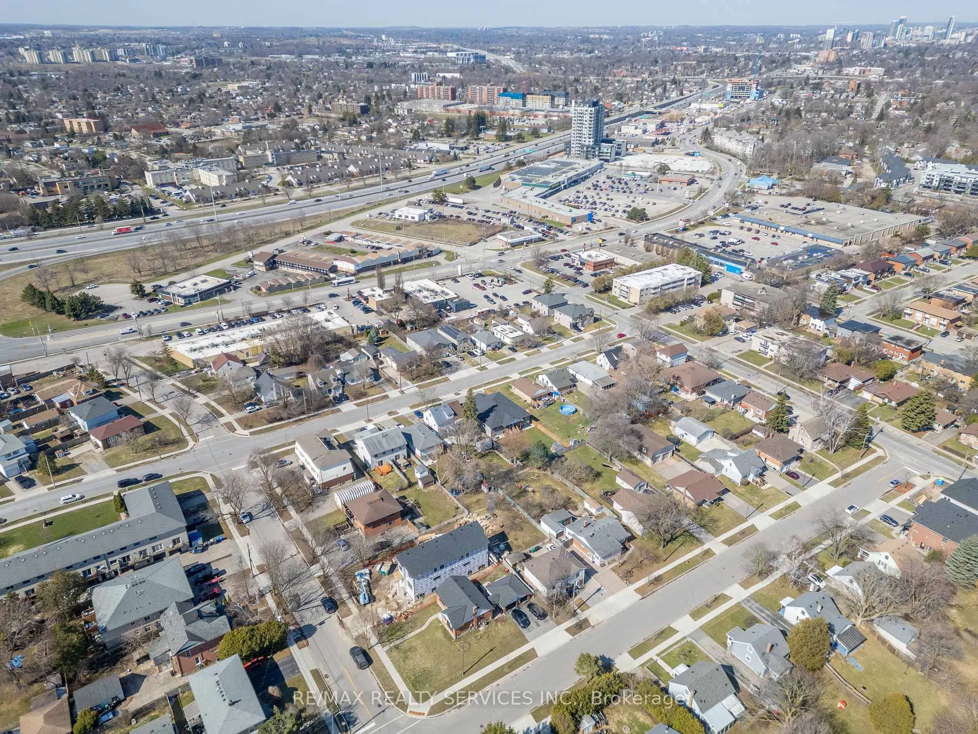 Photo 37 of 72 Florence Avenue, Kitchener, Centreville Chicopee — HOMEH