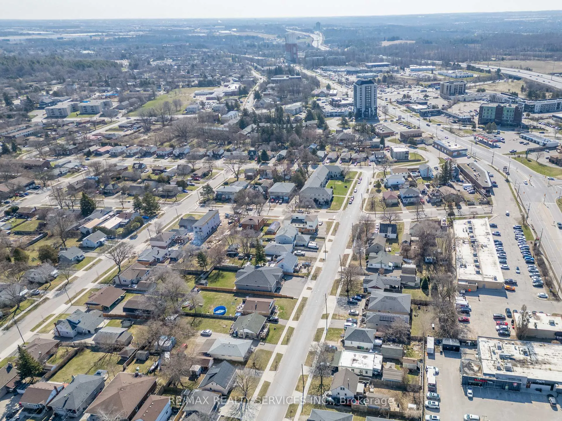 Photo 39 of 72 Florence Avenue, Kitchener, Centreville Chicopee — HOMEH
