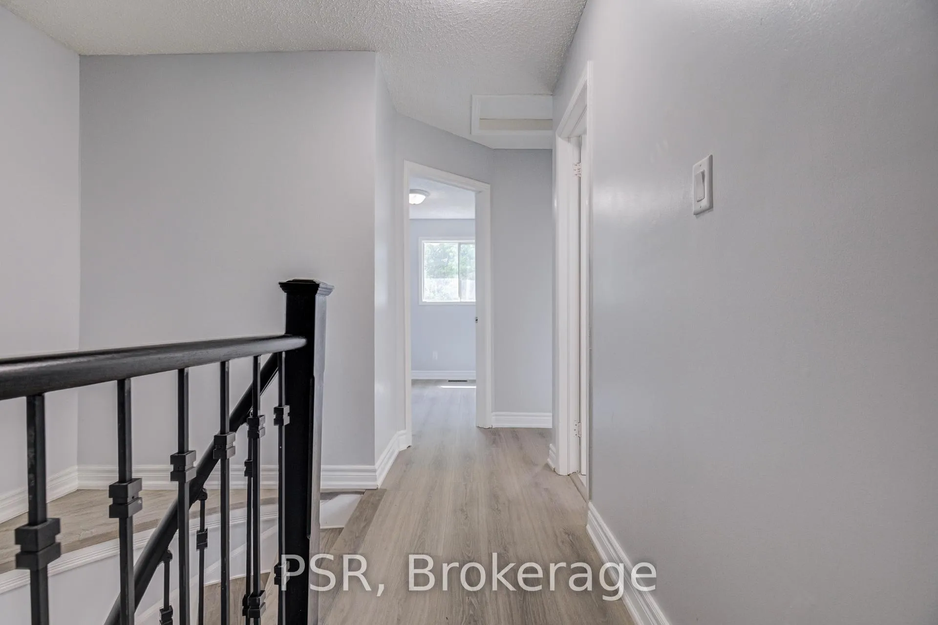 Photo 29 of 166 Adele Crescent, Oshawa, McLaughlin — HOMEH