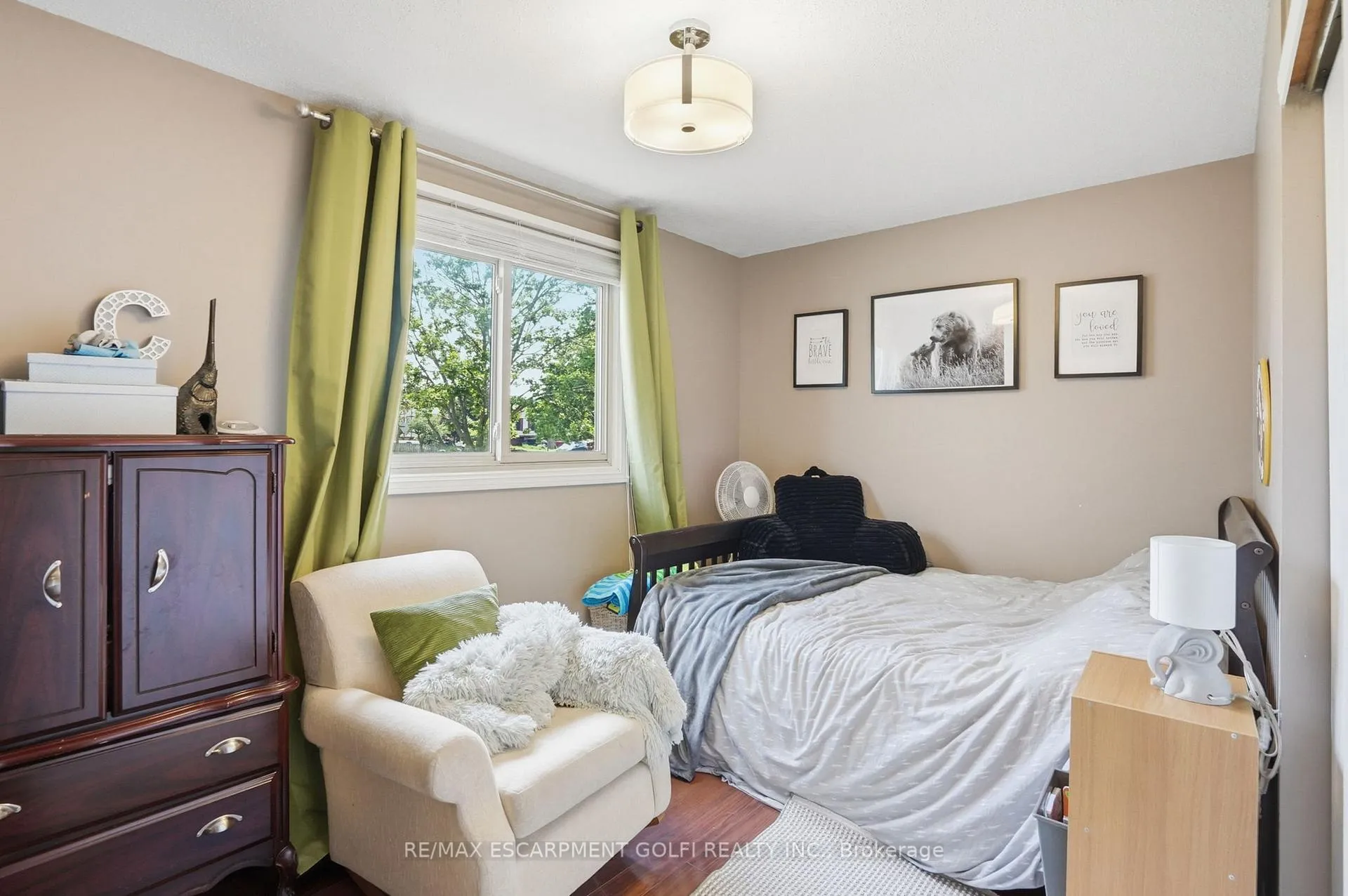 Photo 24 of 2 Loring Crescent, Hamilton, Stoney Creek — HOMEH