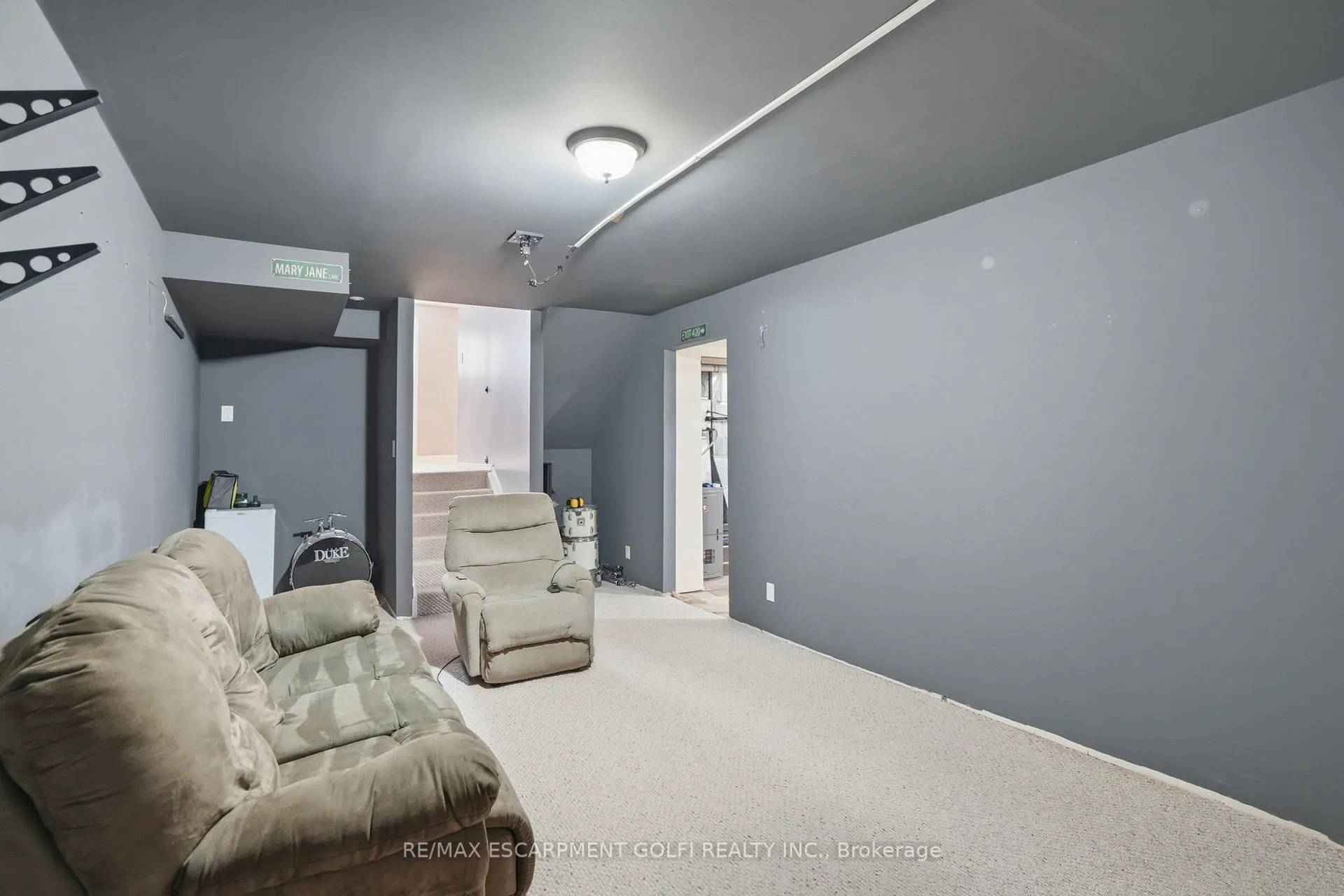 Photo 33 of 2 Loring Crescent, Hamilton, Stoney Creek — HOMEH