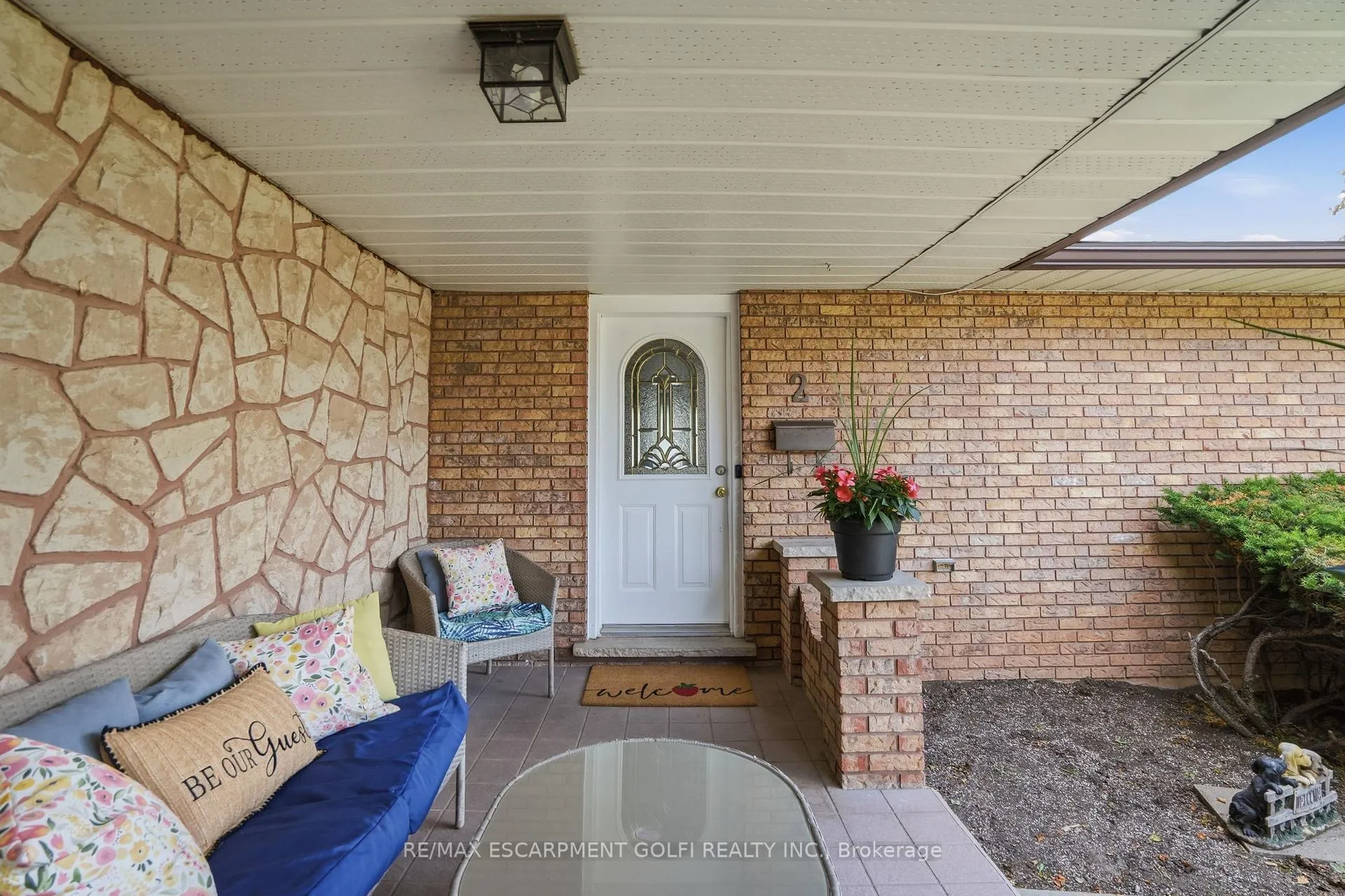 Photo 37 of 2 Loring Crescent, Hamilton, Stoney Creek — HOMEH