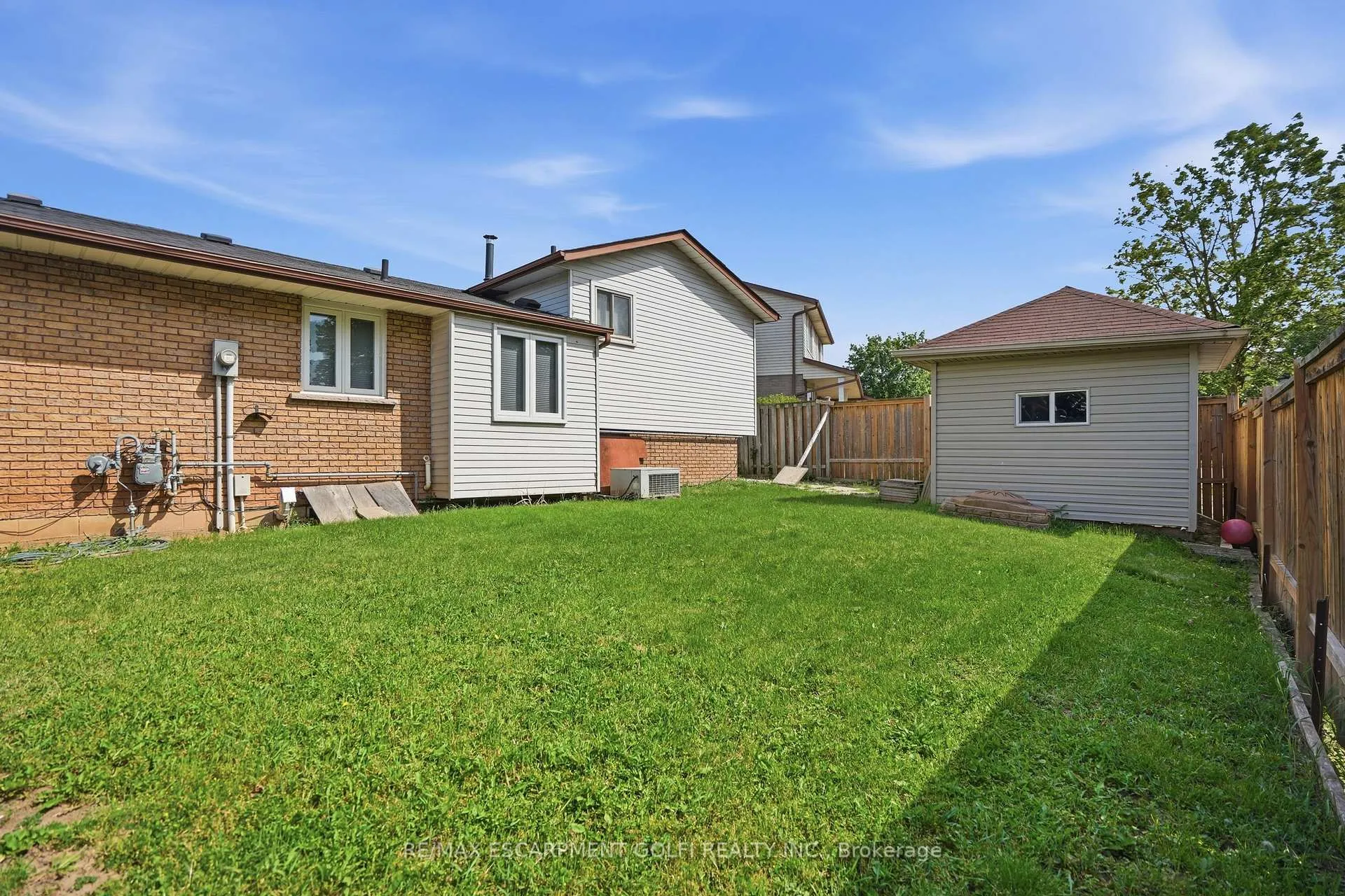 Photo 45 of 2 Loring Crescent, Hamilton, Stoney Creek — HOMEH