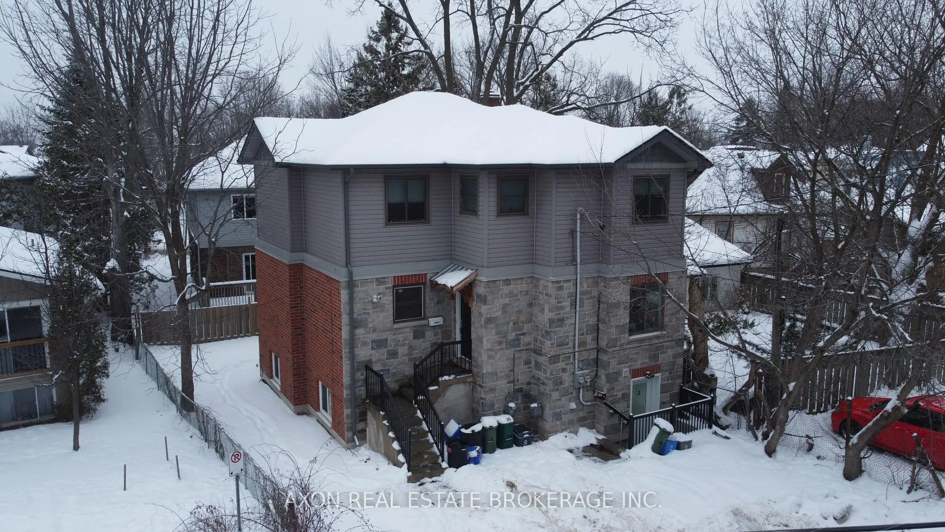 Photo 29 of 41 Linton Street, Kingston, East of Sir John A. Blvd — HOMEH