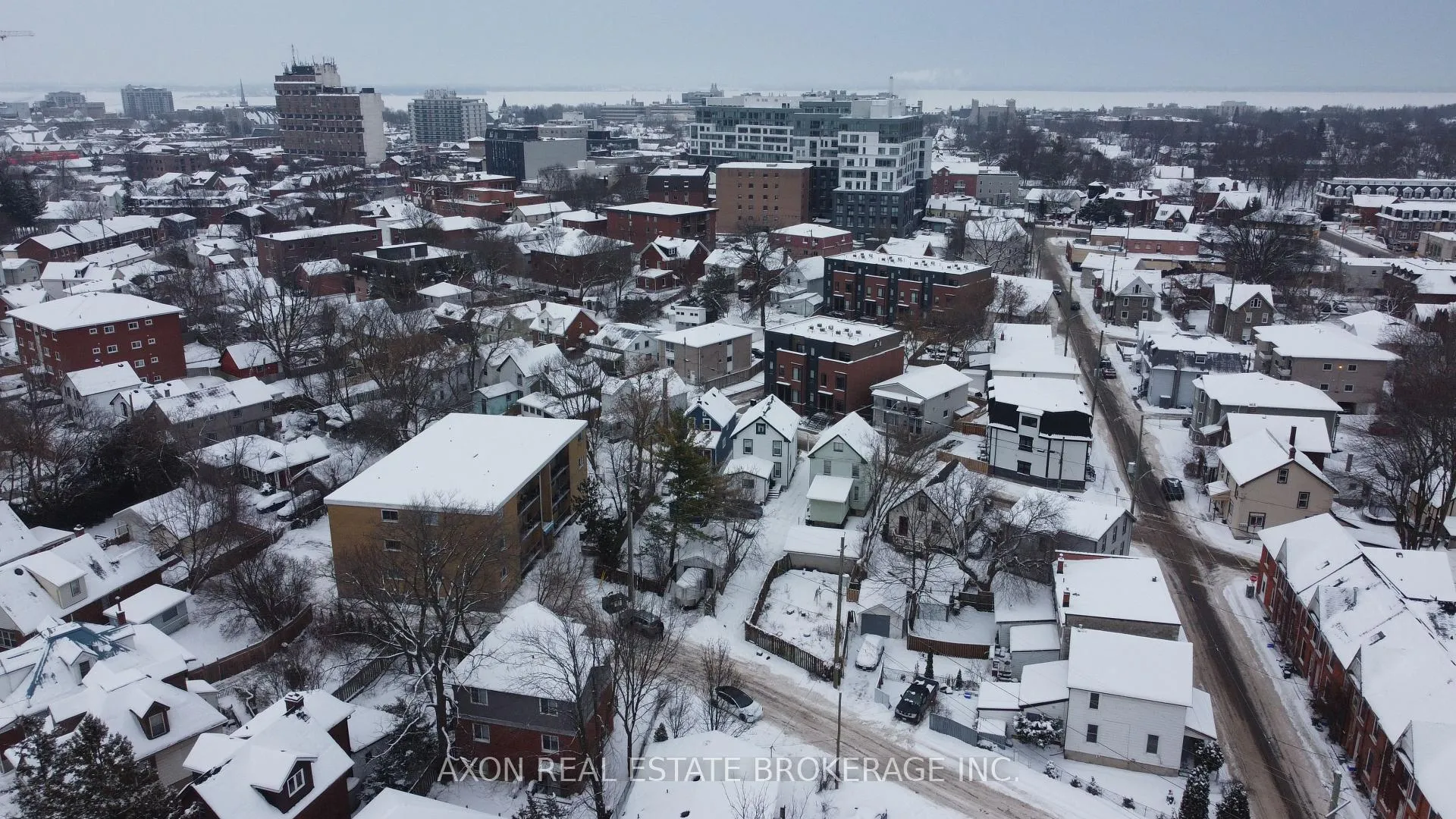 Photo 34 of 41 Linton Street, Kingston, East of Sir John A. Blvd — HOMEH