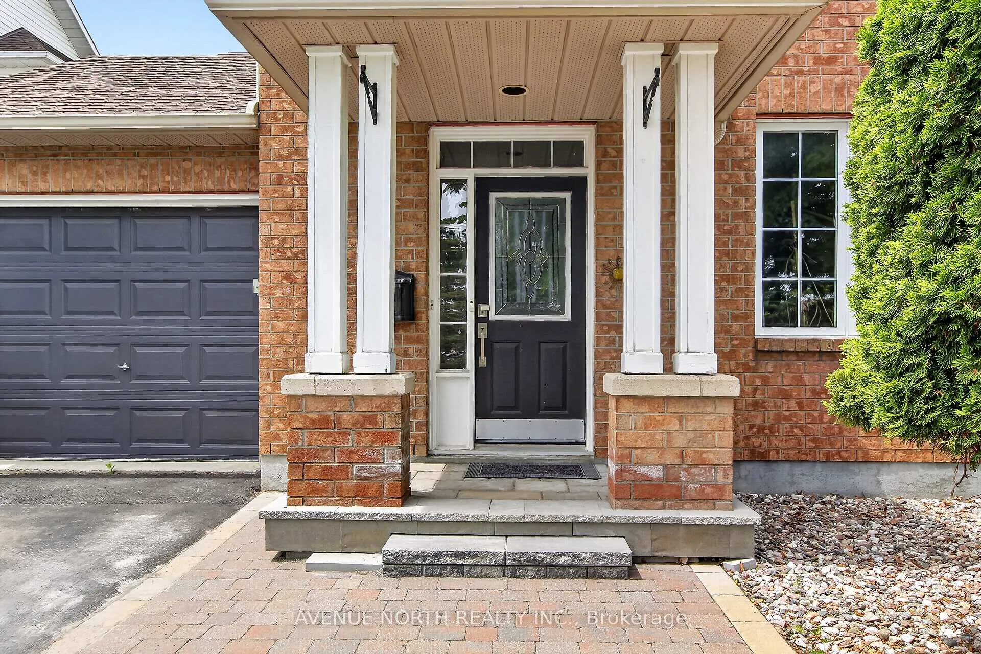 Photo 2 of 18 Castlemore Street, Ottawa, Barrhaven East — HOMEH