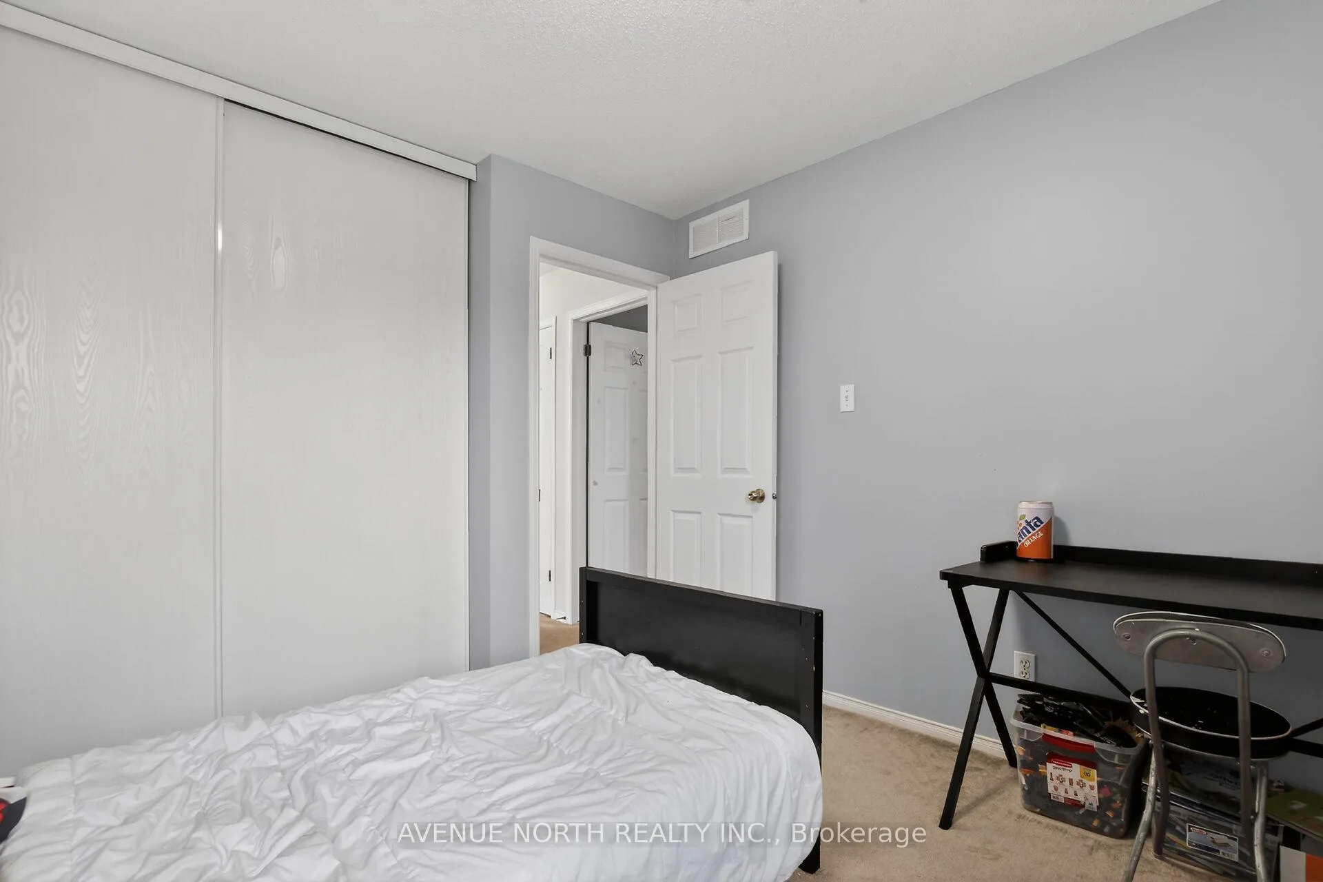 Photo 24 of 18 Castlemore Street, Ottawa, Barrhaven East — HOMEH