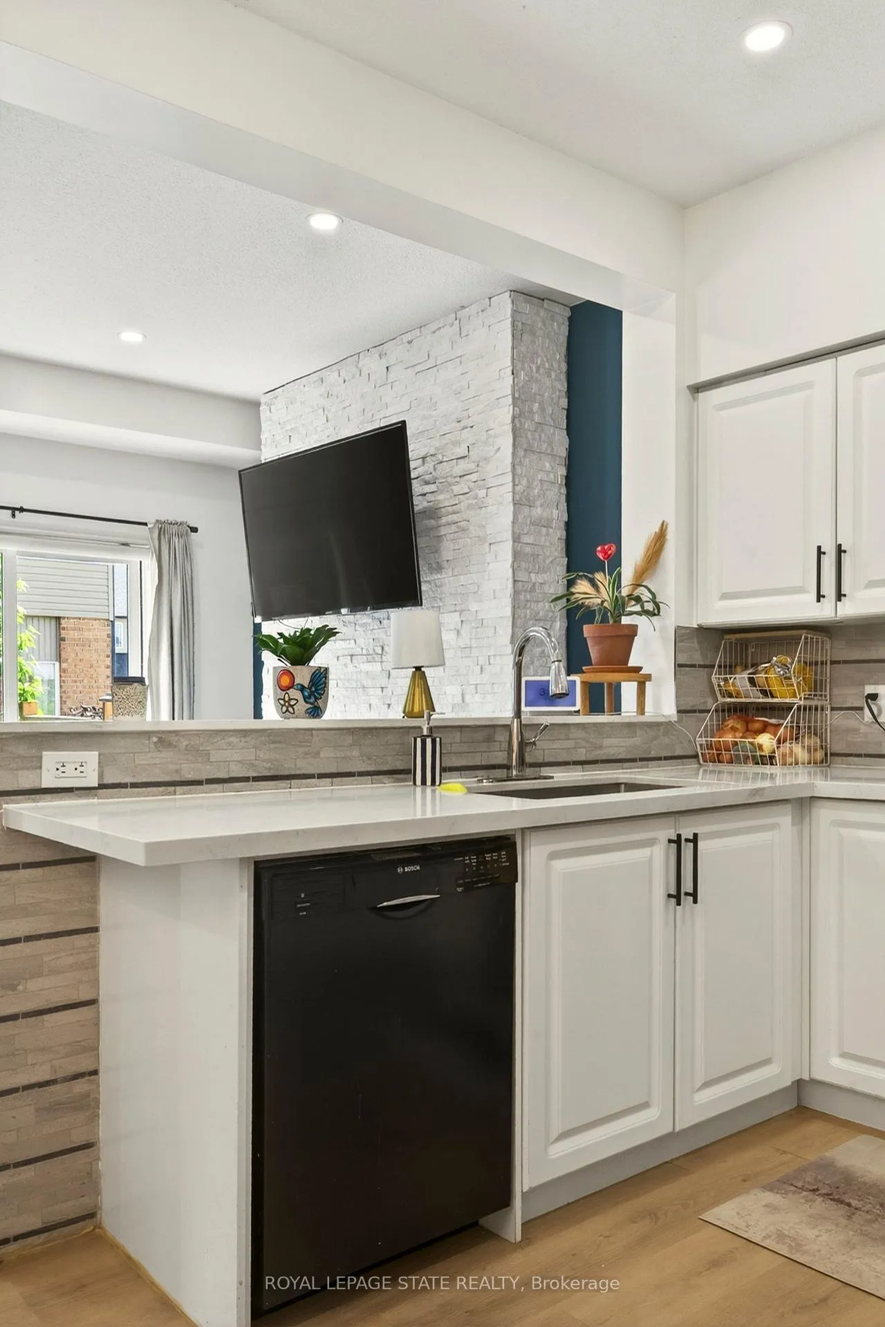Photo 12 of 9 Hampton Brook Way, Hamilton, Mount Hope — HOMEH