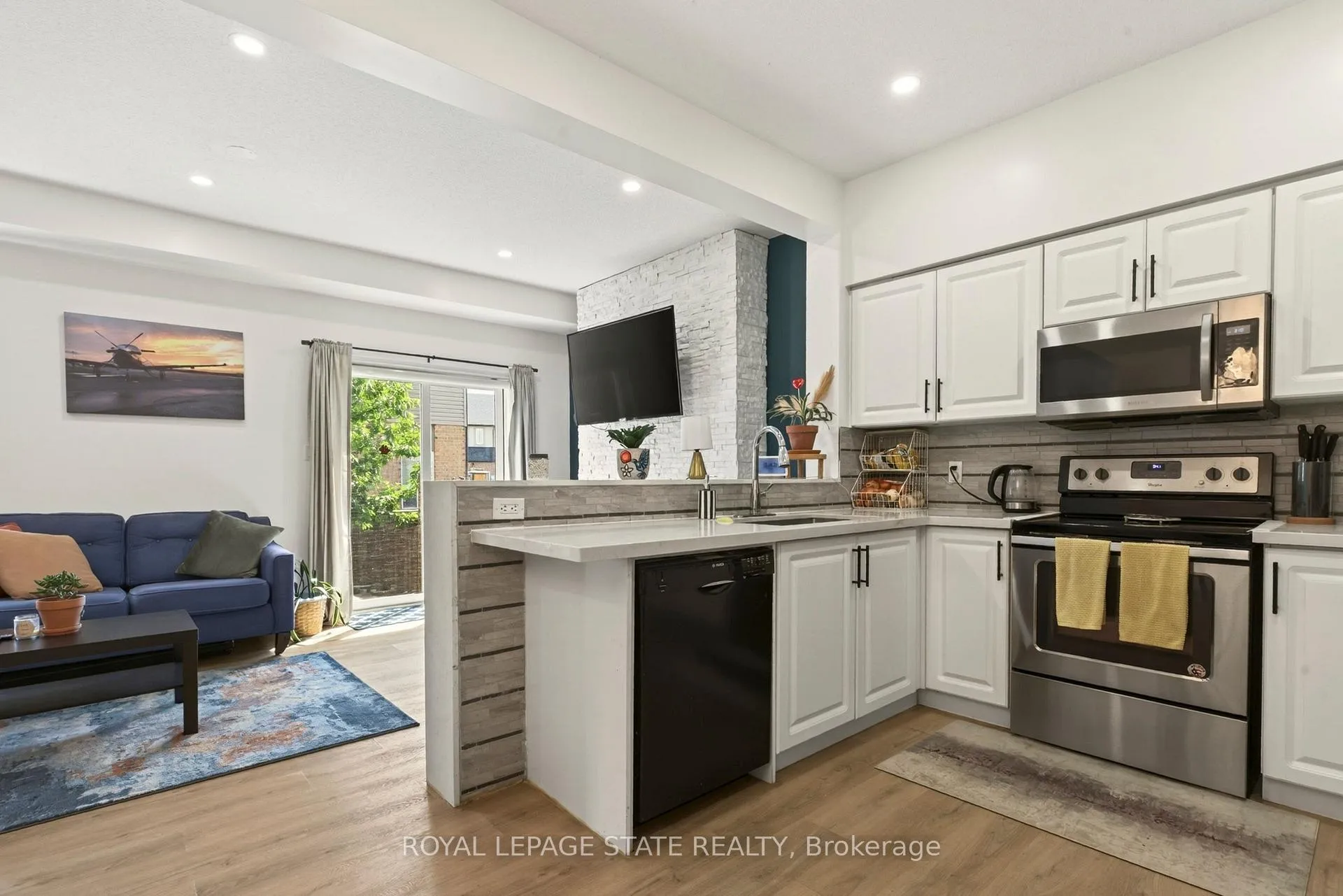 Photo 13 of 9 Hampton Brook Way, Hamilton, Mount Hope — HOMEH
