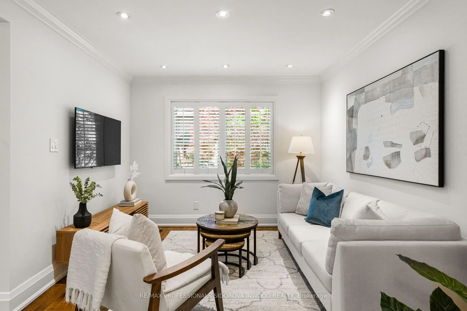 Photo 8 of 17 Lincoln Avenue, Toronto, Runnymede-Bloor West Village — HOMEH