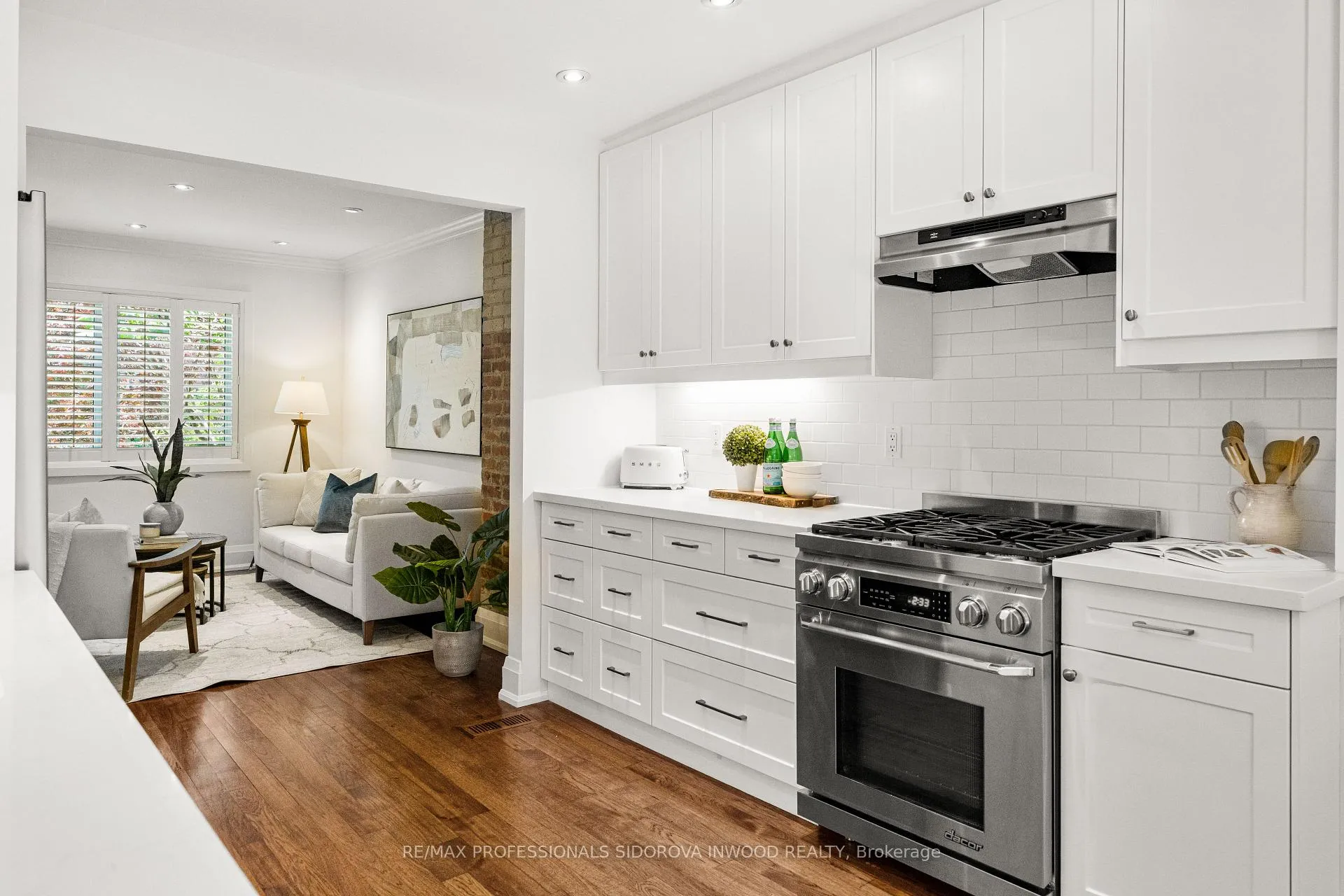 Photo 21 of 17 Lincoln Avenue, Toronto, Runnymede-Bloor West Village — HOMEH