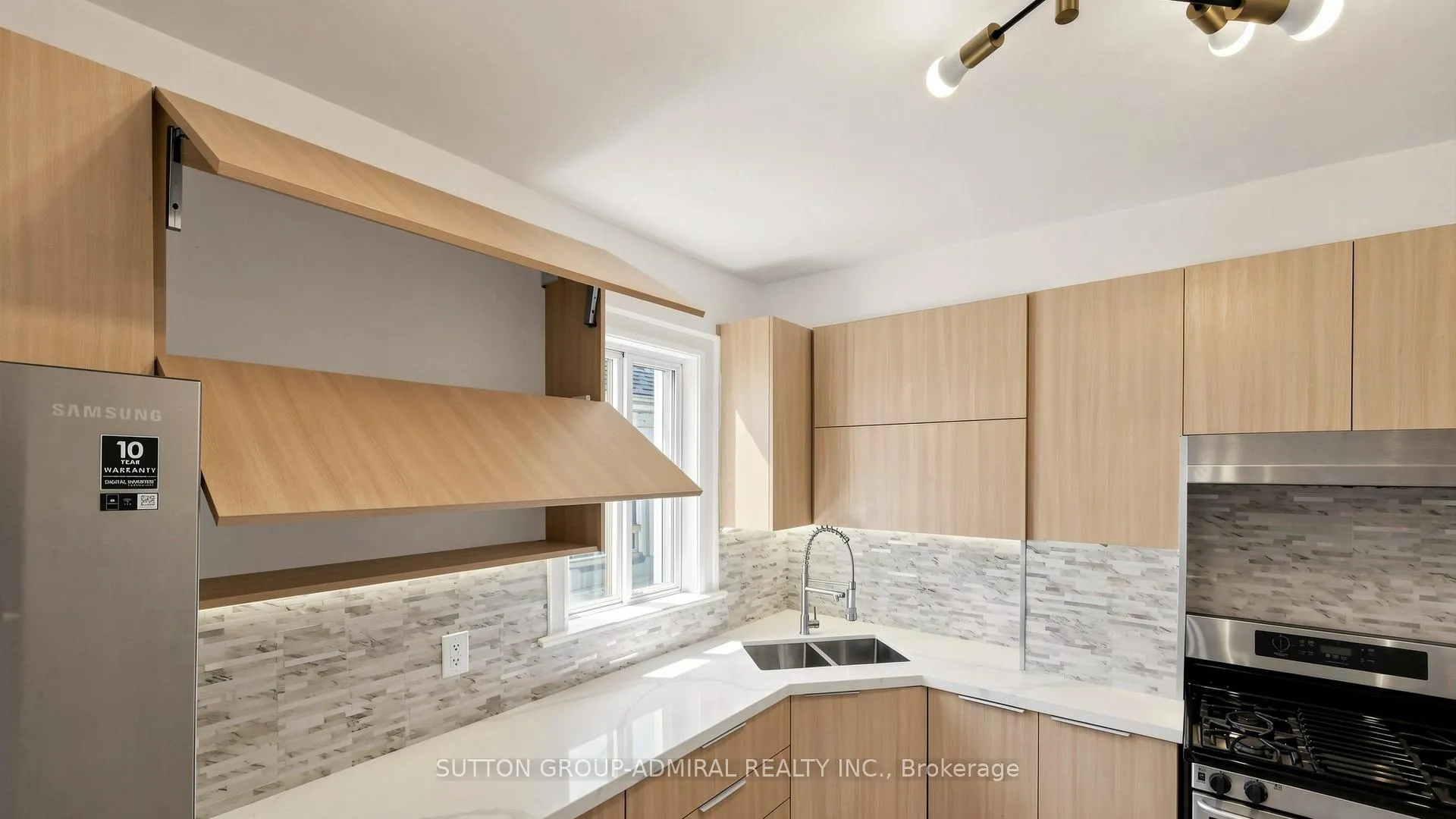 Photo 12 of 87 Pritchard Avenue, Toronto, Rockcliffe-Smythe — HOMEH