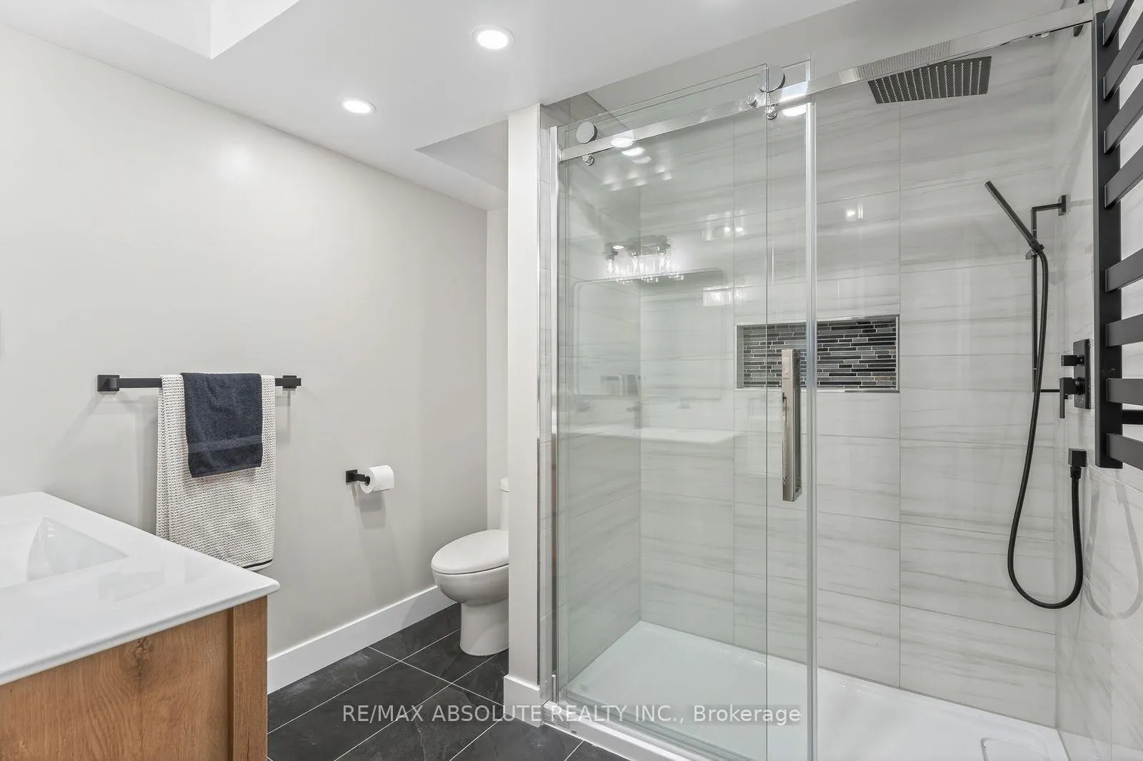 Photo 32 of 1008 Manege Street, Ottawa, Stittsville (South) — HOMEH