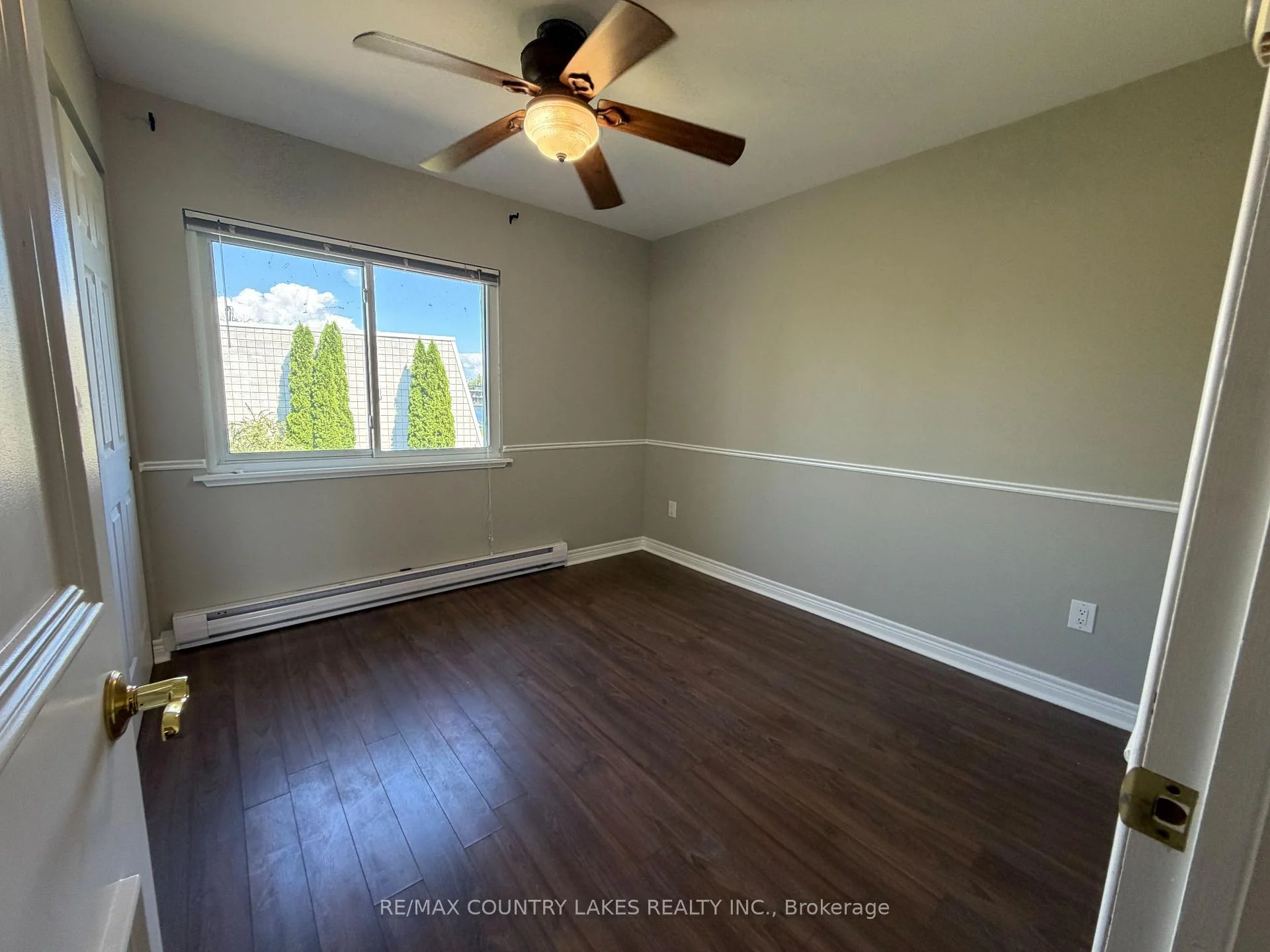 Photo 37 of Unit #11, 1 Paradise Boulevard, Ramara, Rural Ramara — HOMEH
