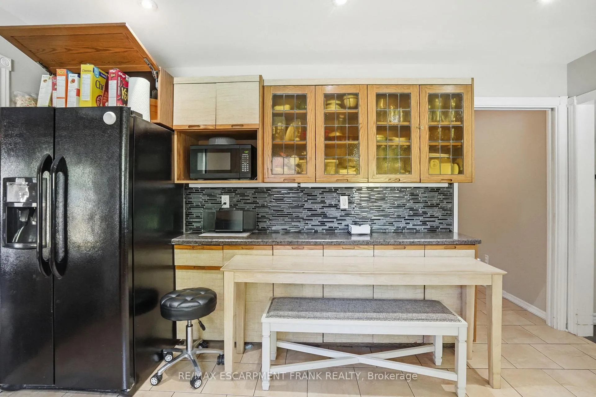Photo 14 of 44 San Paulo Drive, Hamilton, Mountview — HOMEH