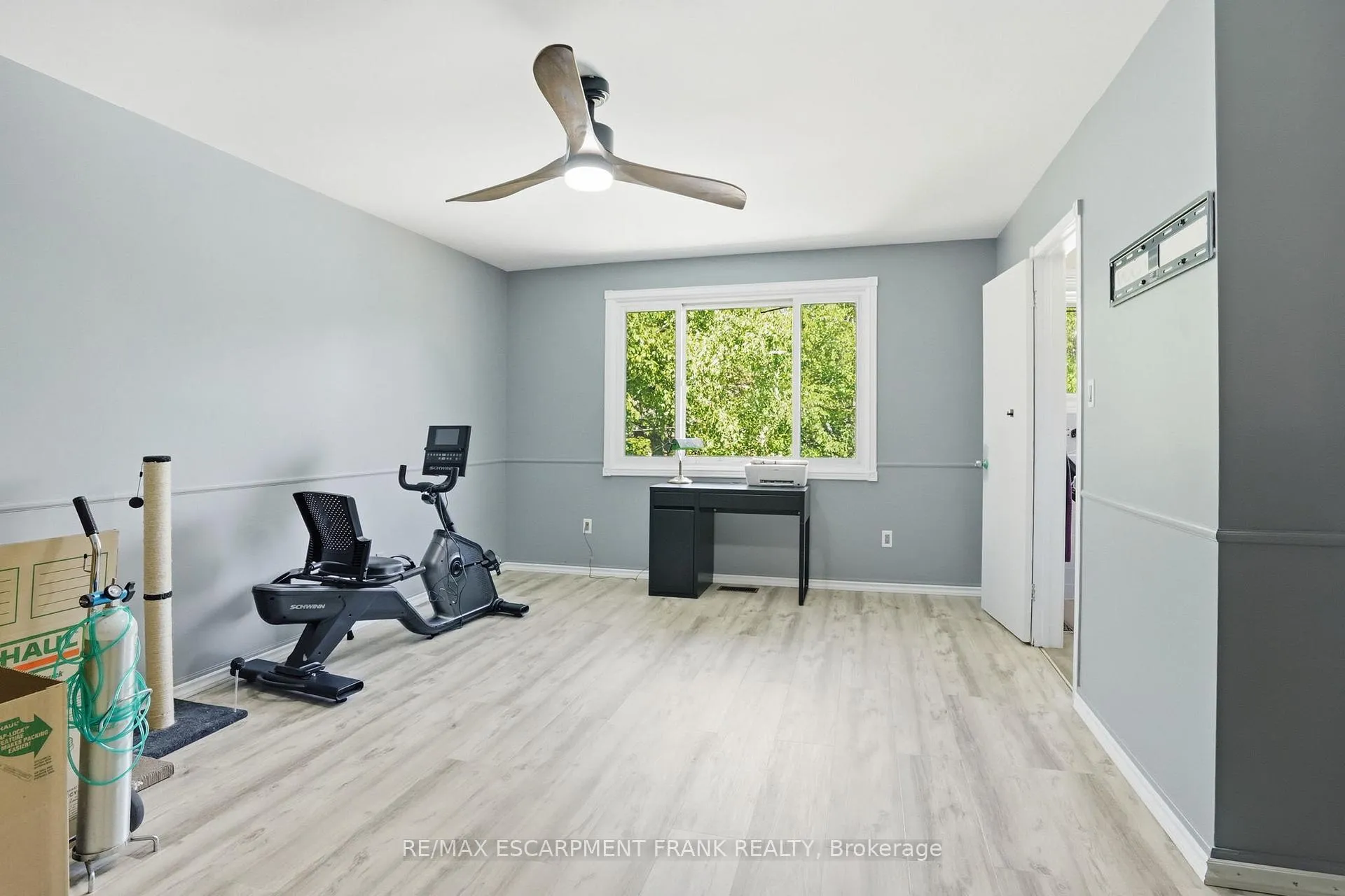 Photo 24 of 44 San Paulo Drive, Hamilton, Mountview — HOMEH