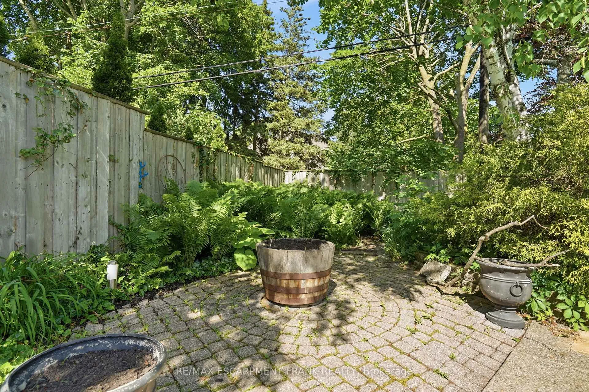 Photo 38 of 44 San Paulo Drive, Hamilton, Mountview — HOMEH