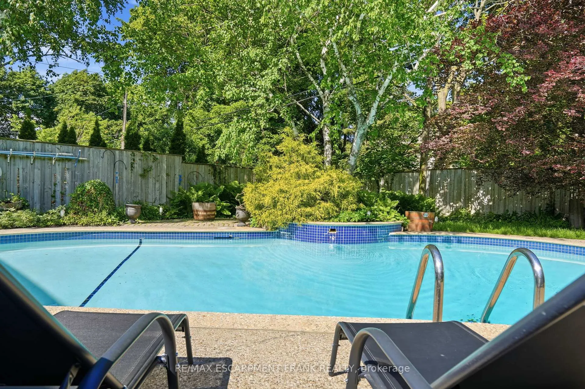 Photo 40 of 44 San Paulo Drive, Hamilton, Mountview — HOMEH