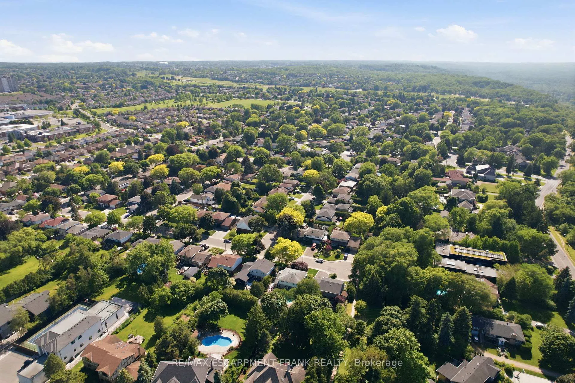 Photo 48 of 44 San Paulo Drive, Hamilton, Mountview — HOMEH
