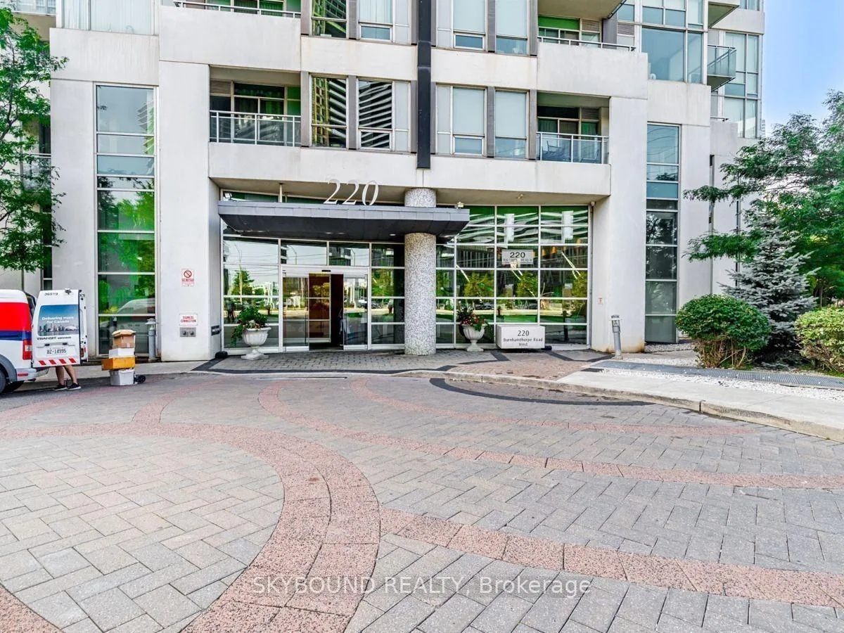 Photo 2 of Unit 3202, 220 Burnhamthorpe Road, Mississauga, City Centre — HOMEH