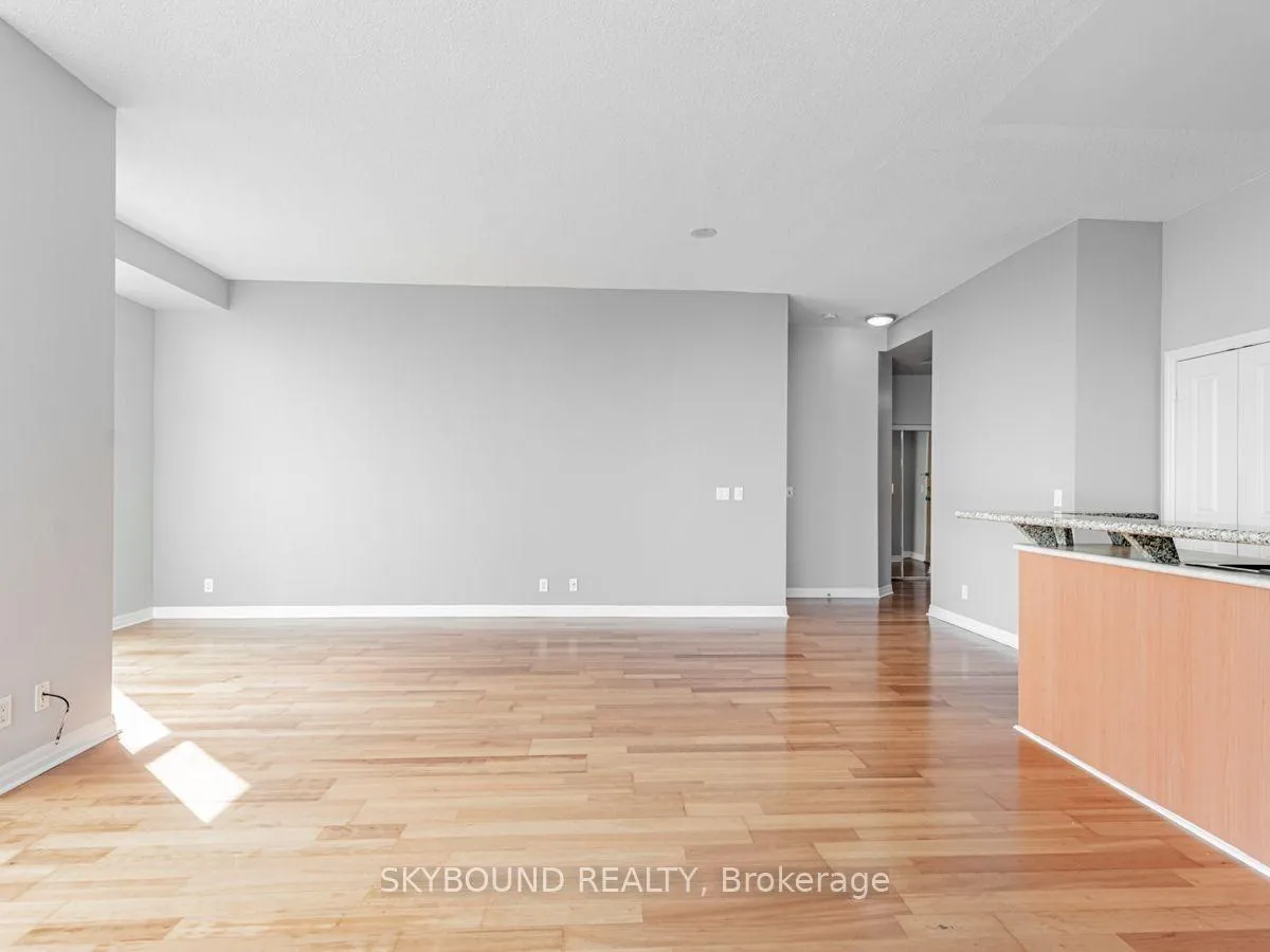 Photo 13 of Unit 3202, 220 Burnhamthorpe Road, Mississauga, City Centre — HOMEH