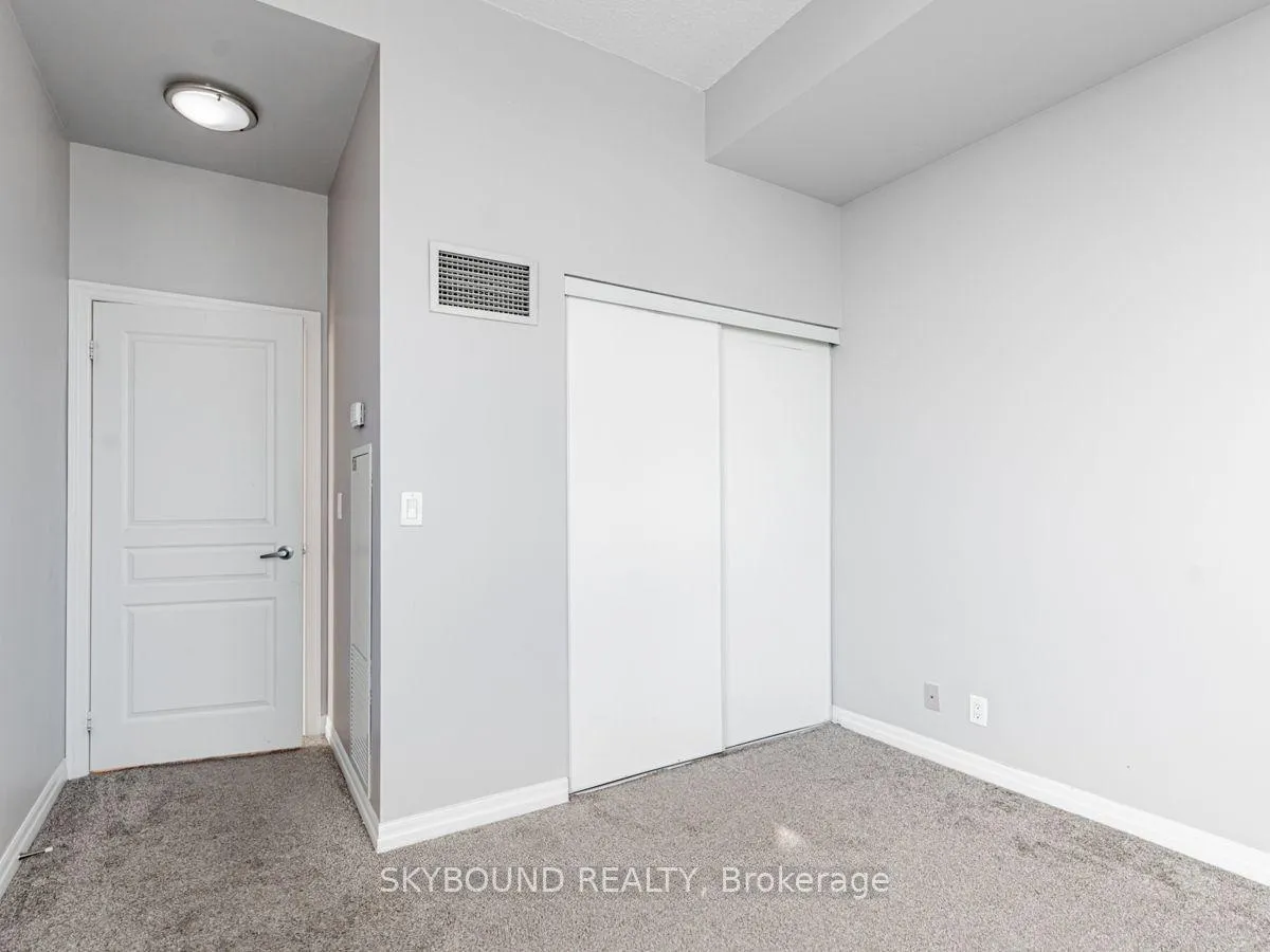 Photo 17 of Unit 3202, 220 Burnhamthorpe Road, Mississauga, City Centre — HOMEH