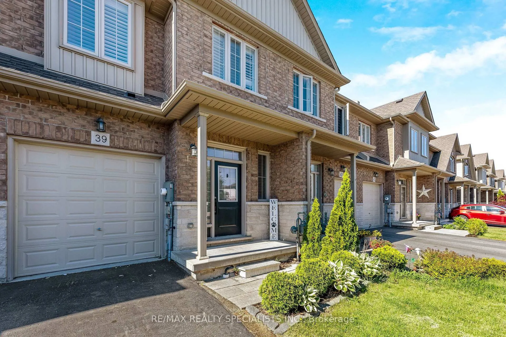 Photo 2 of 39 Fairgrounds Drive, Hamilton, Binbrook — HOMEH