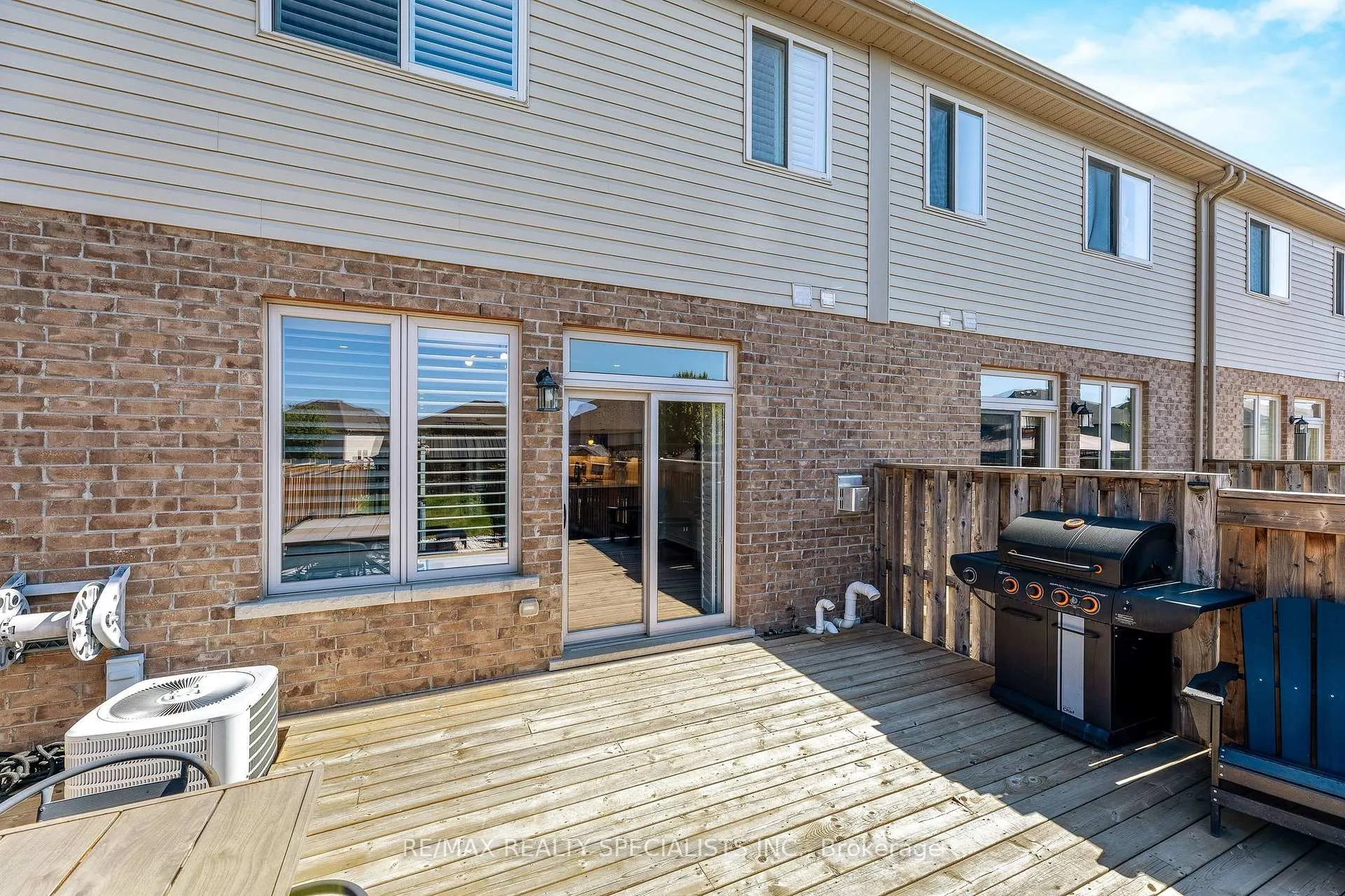 Photo 26 of 39 Fairgrounds Drive, Hamilton, Binbrook — HOMEH