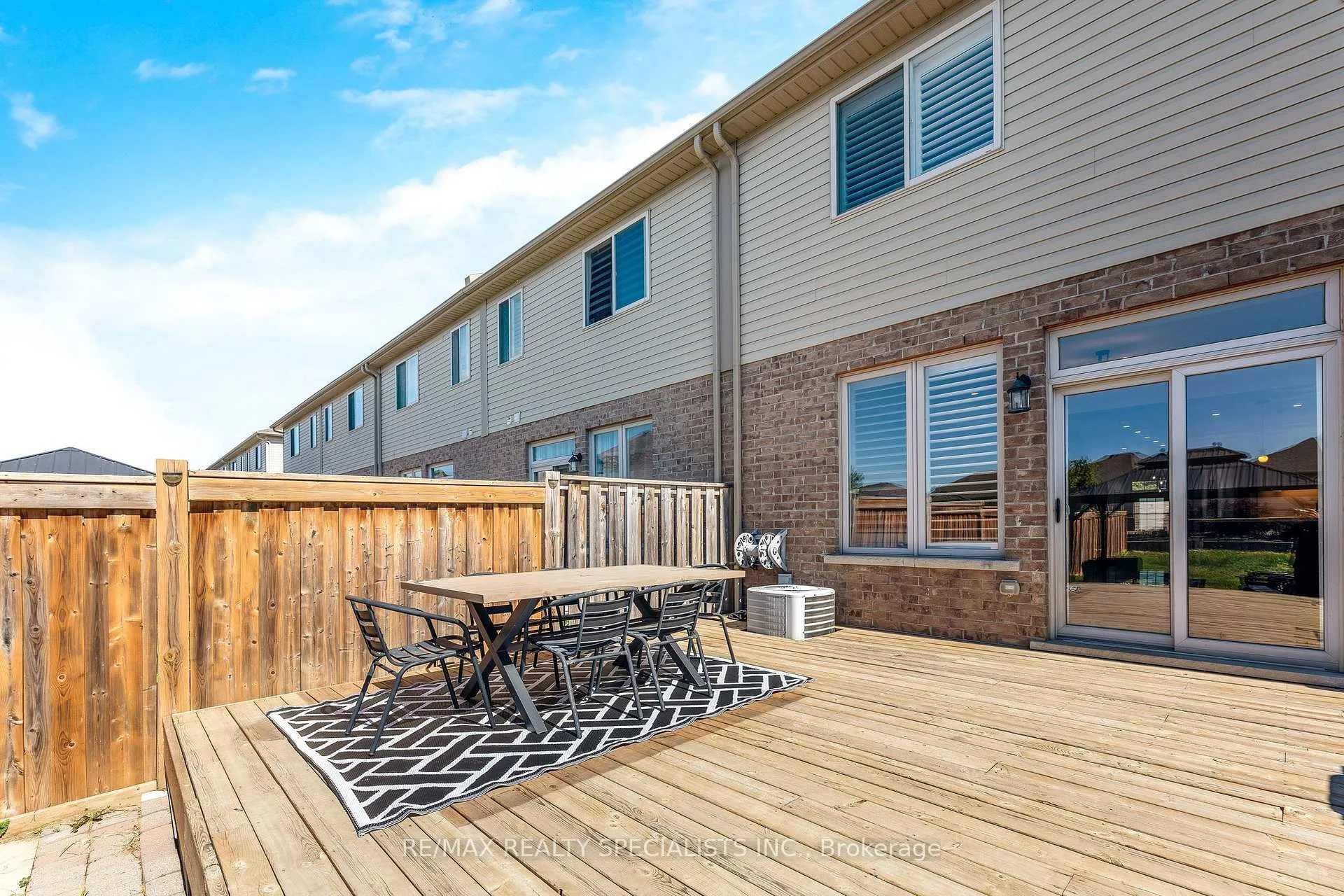 Photo 27 of 39 Fairgrounds Drive, Hamilton, Binbrook — HOMEH