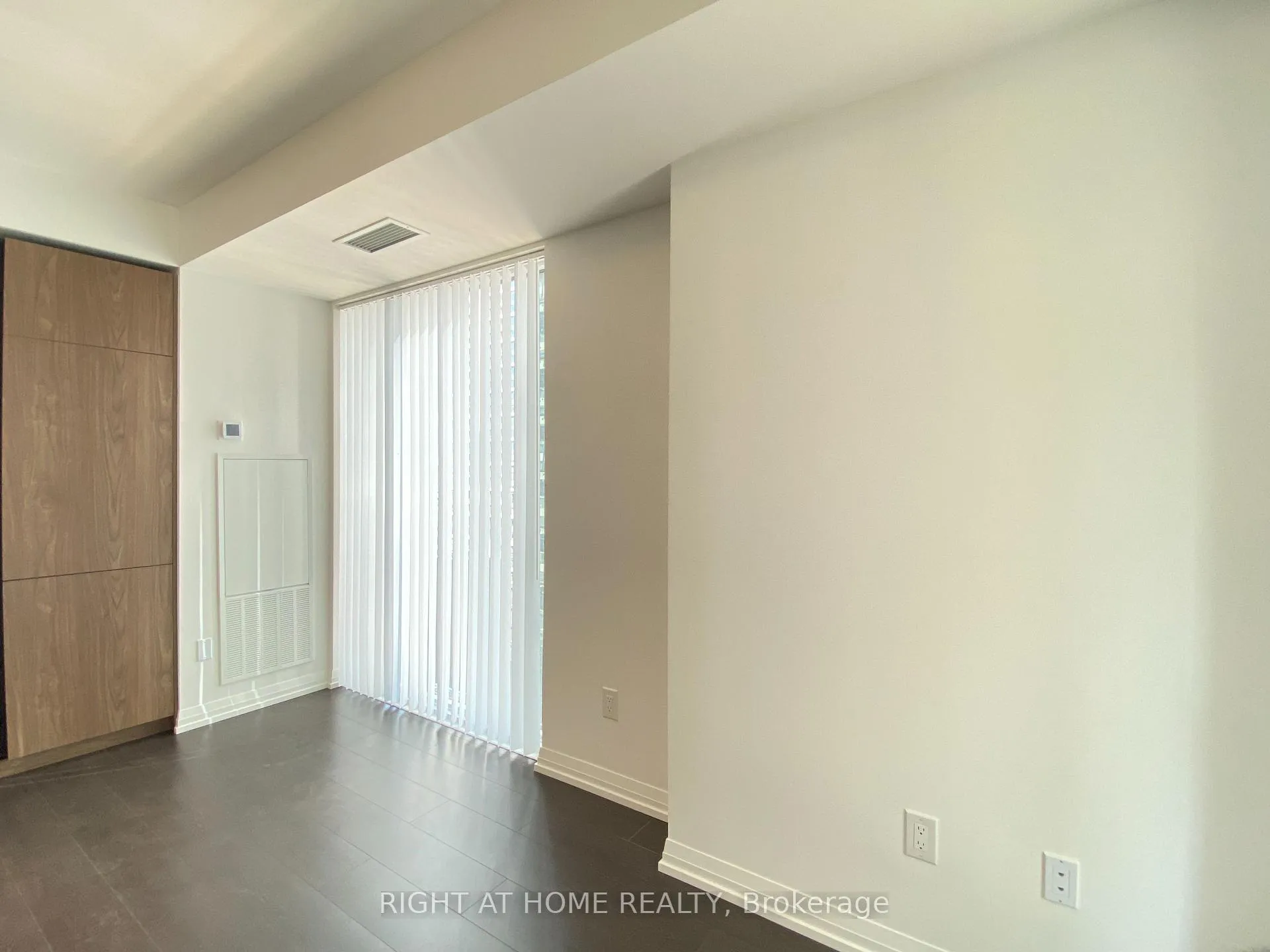 Photo 16 of Unit 2205, 8 Widmer Street, Toronto, Waterfront Communities — HOMEH