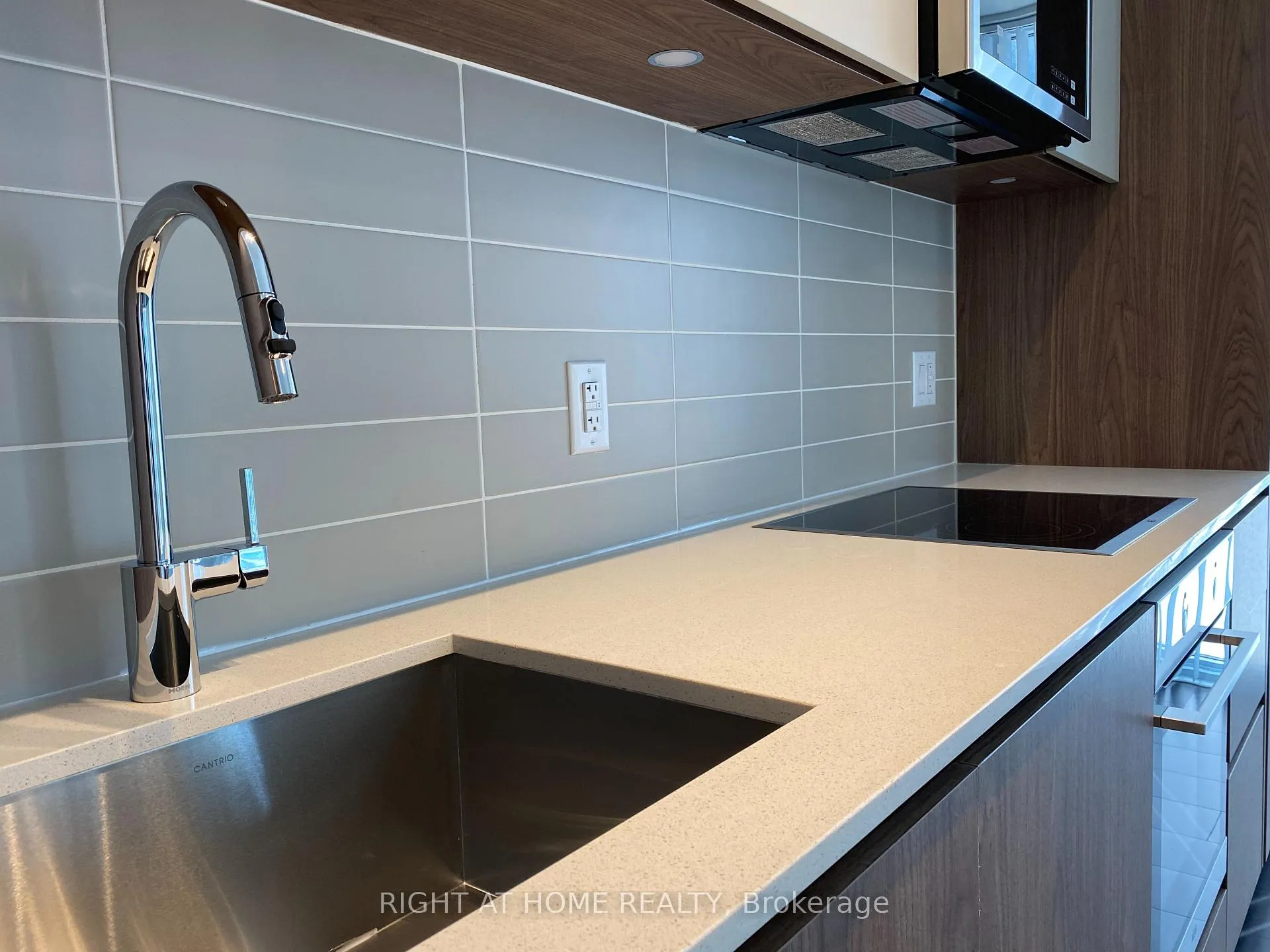 Photo 20 of Unit 2205, 8 Widmer Street, Toronto, Waterfront Communities — HOMEH