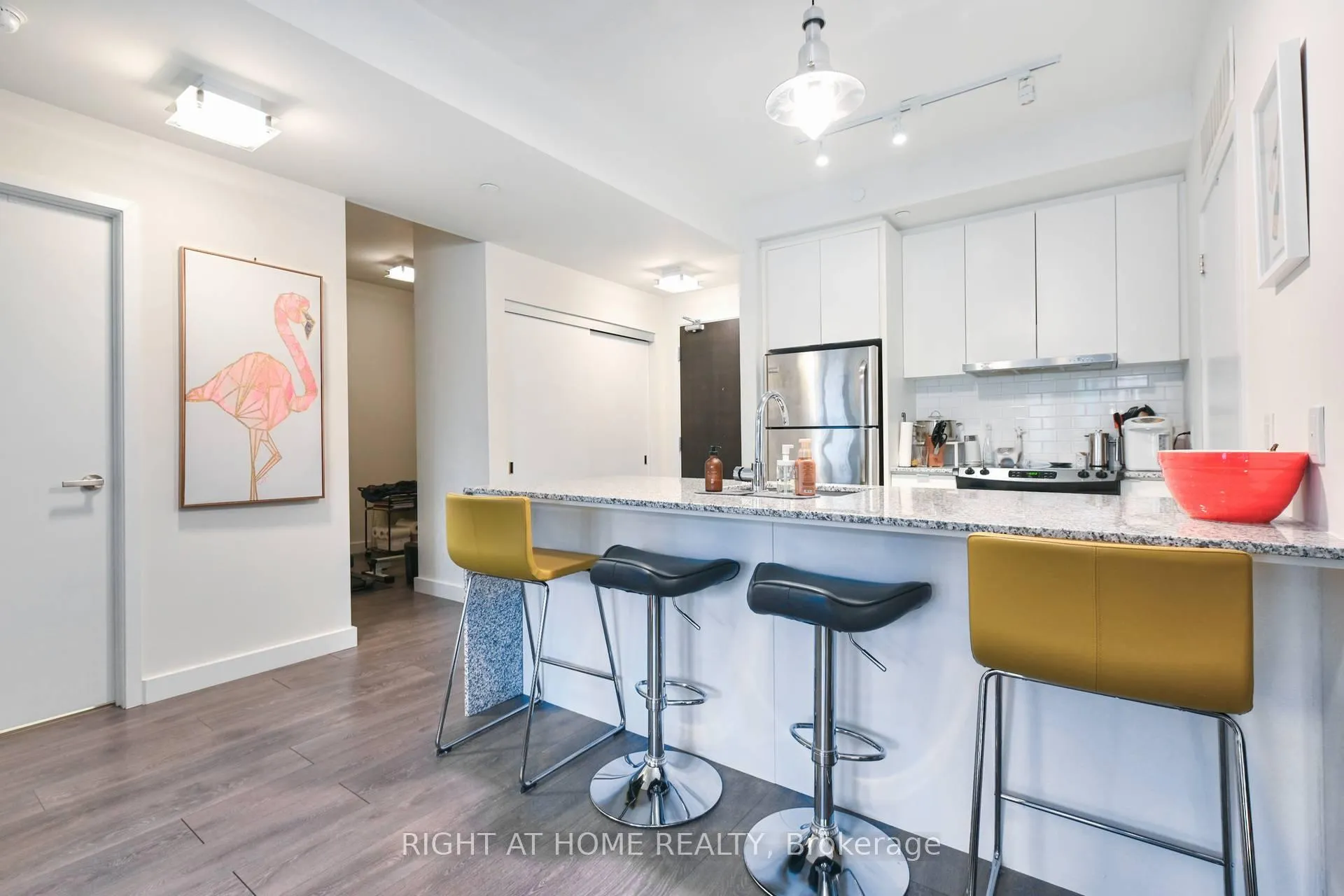 Photo 7 of Unit 101, 5035 Harvard Road, Mississauga, Churchill Meadows — HOMEH
