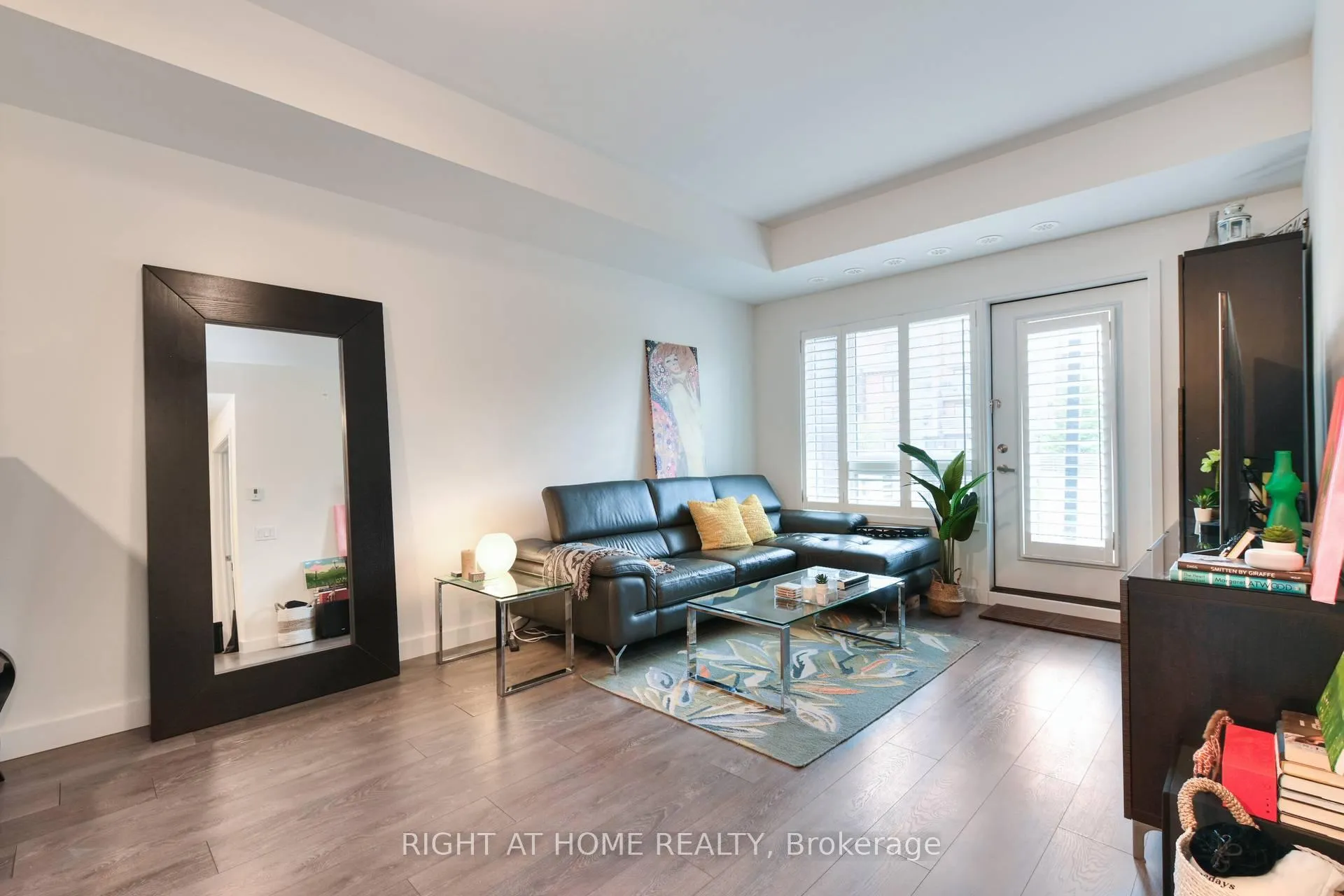 Photo 11 of Unit 101, 5035 Harvard Road, Mississauga, Churchill Meadows — HOMEH