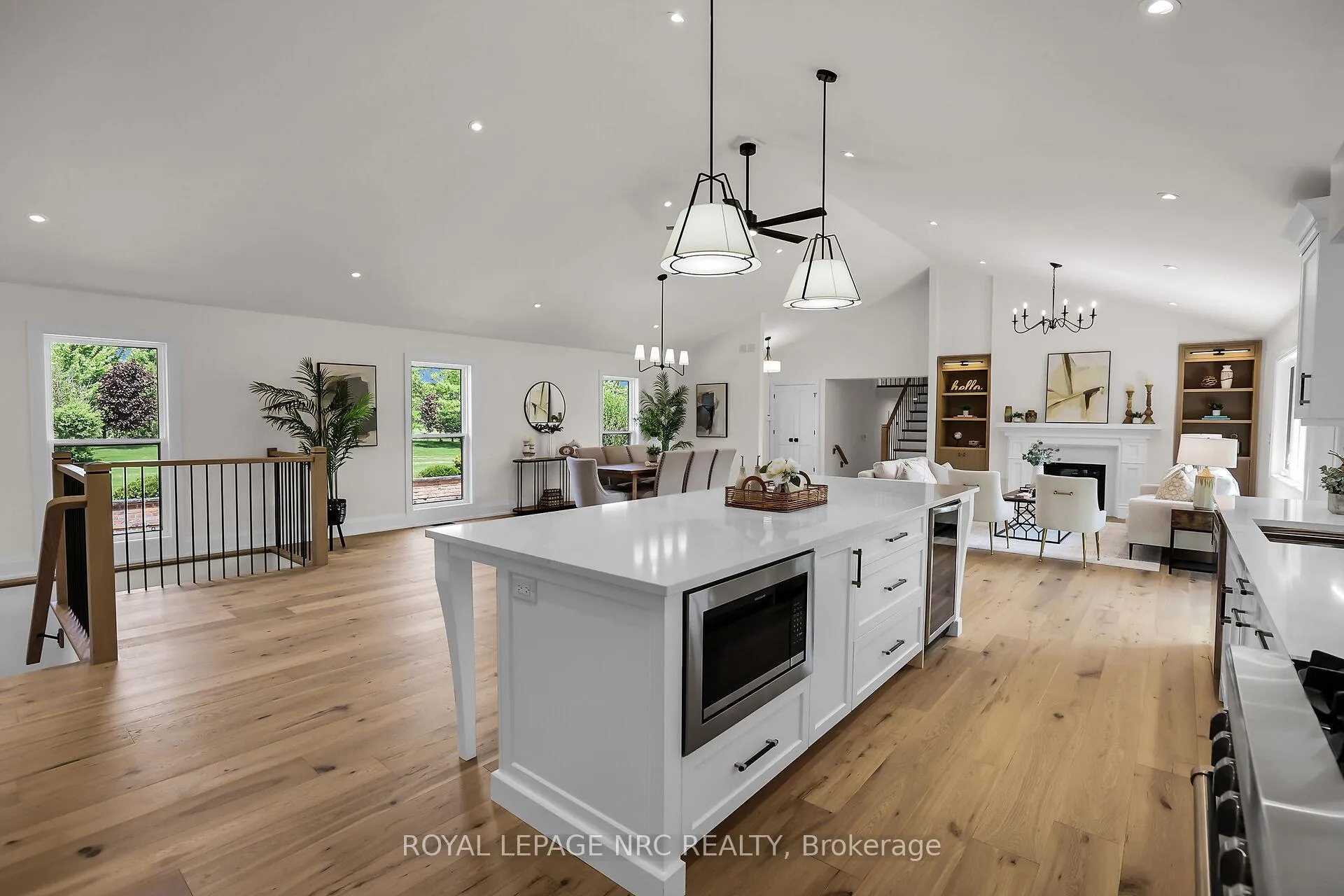 Photo 16 of 2021 Victoria Avenue, Pelham, North Pelham — HOMEH