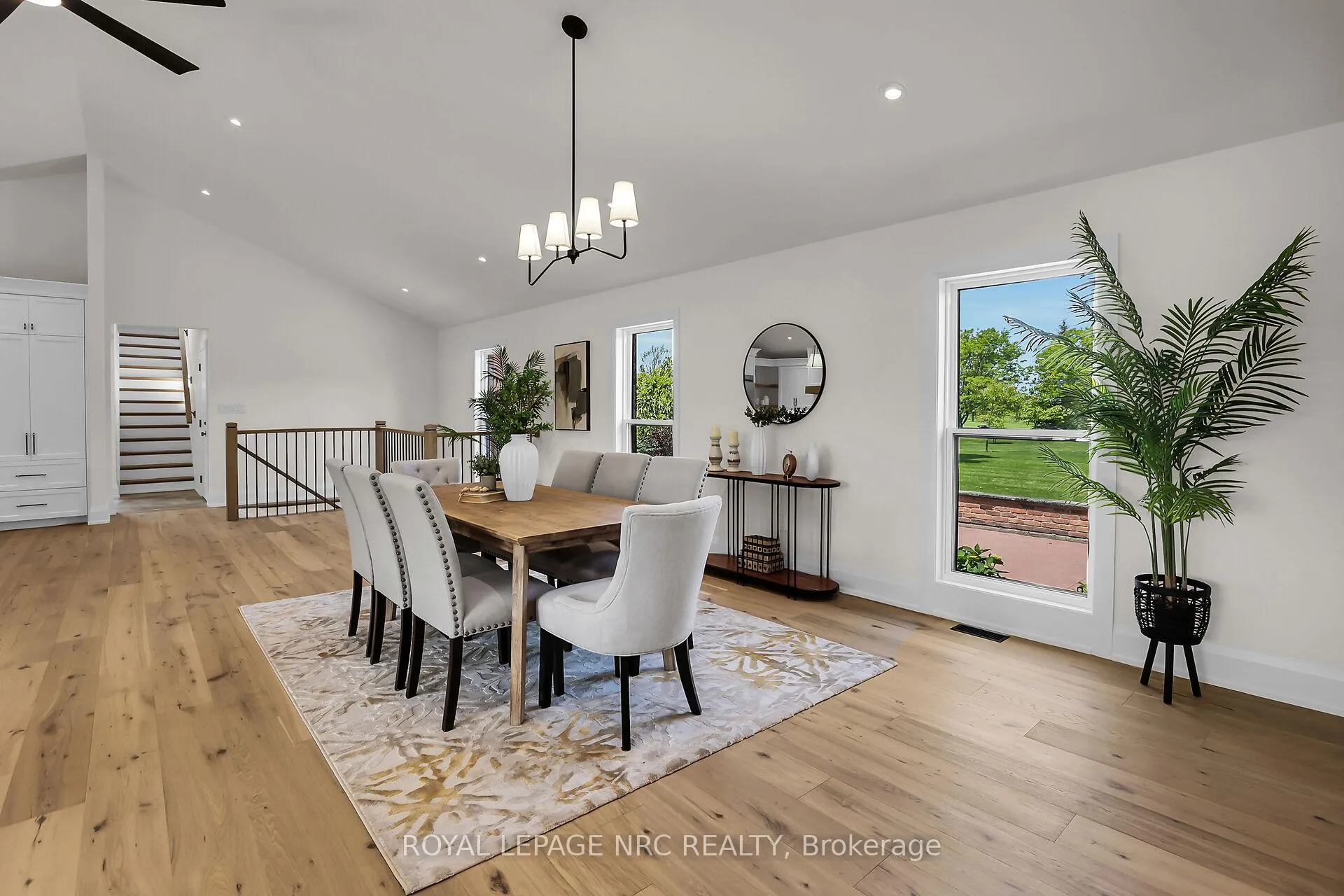 Photo 18 of 2021 Victoria Avenue, Pelham, North Pelham — HOMEH