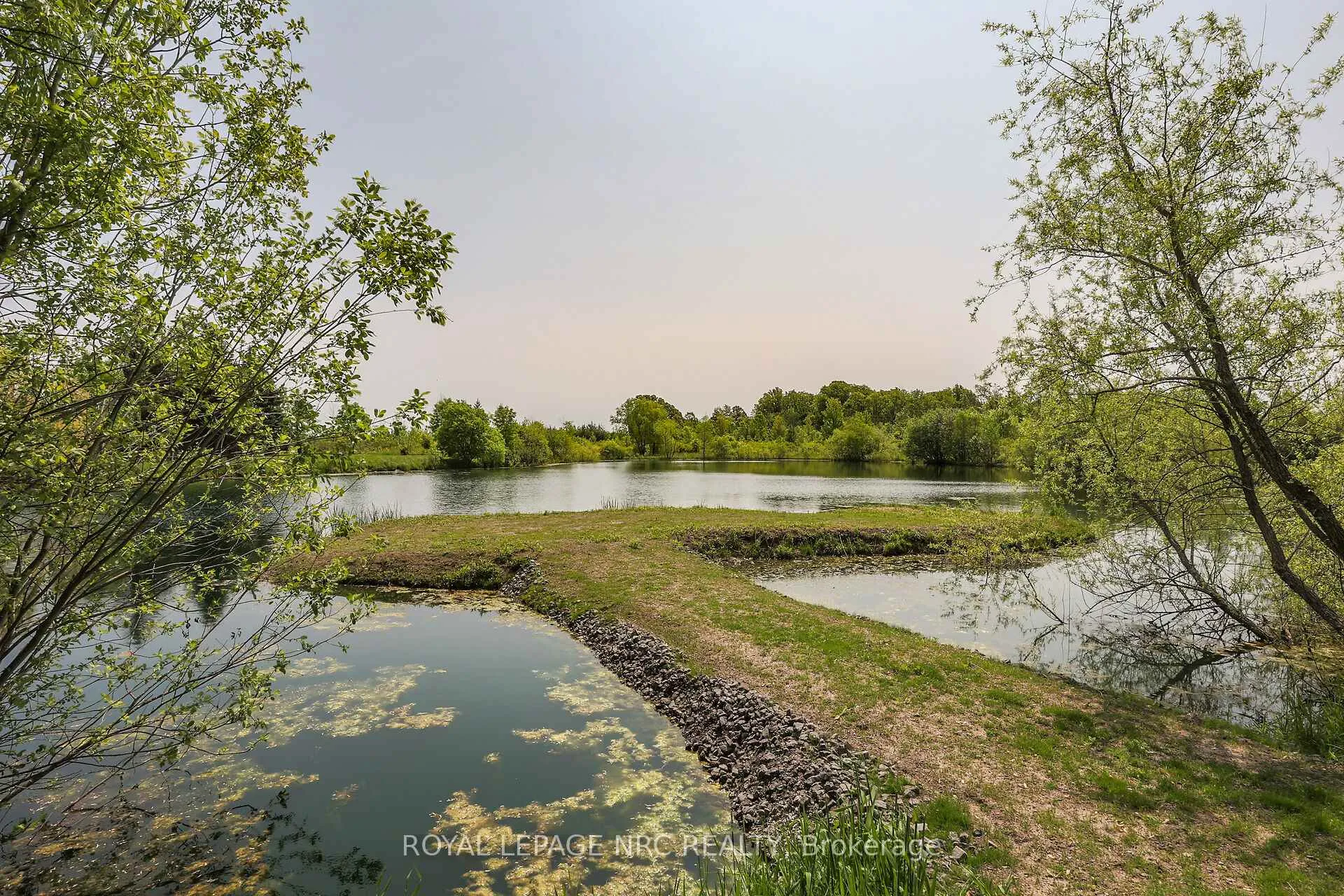 Photo 32 of 2021 Victoria Avenue, Pelham, North Pelham — HOMEH