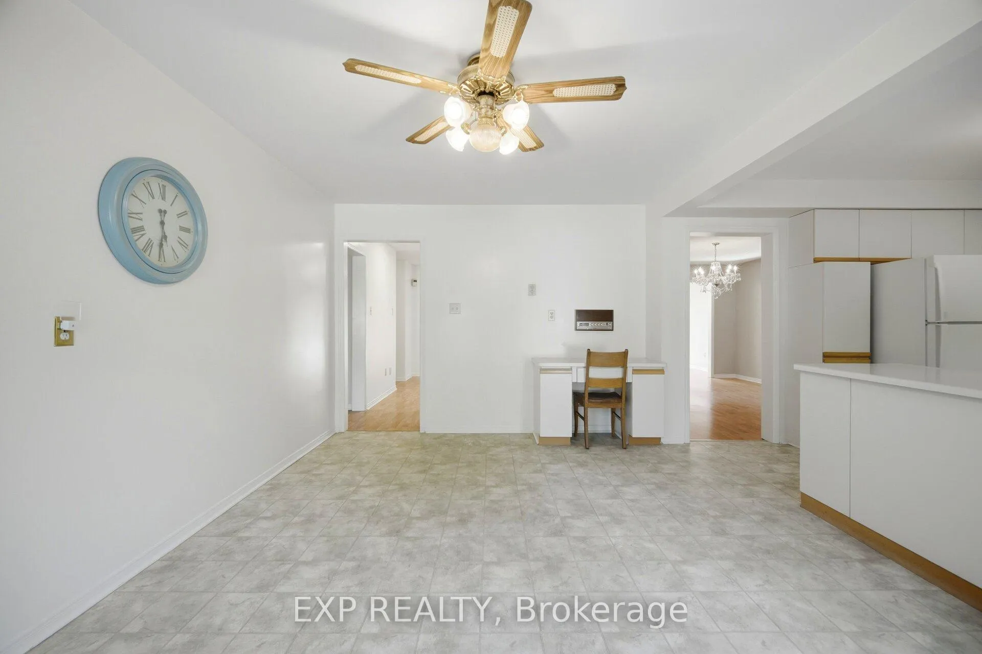 Photo 11 of 1938 Kempton Park Drive, Mississauga, Central Erin Mills — HOMEH