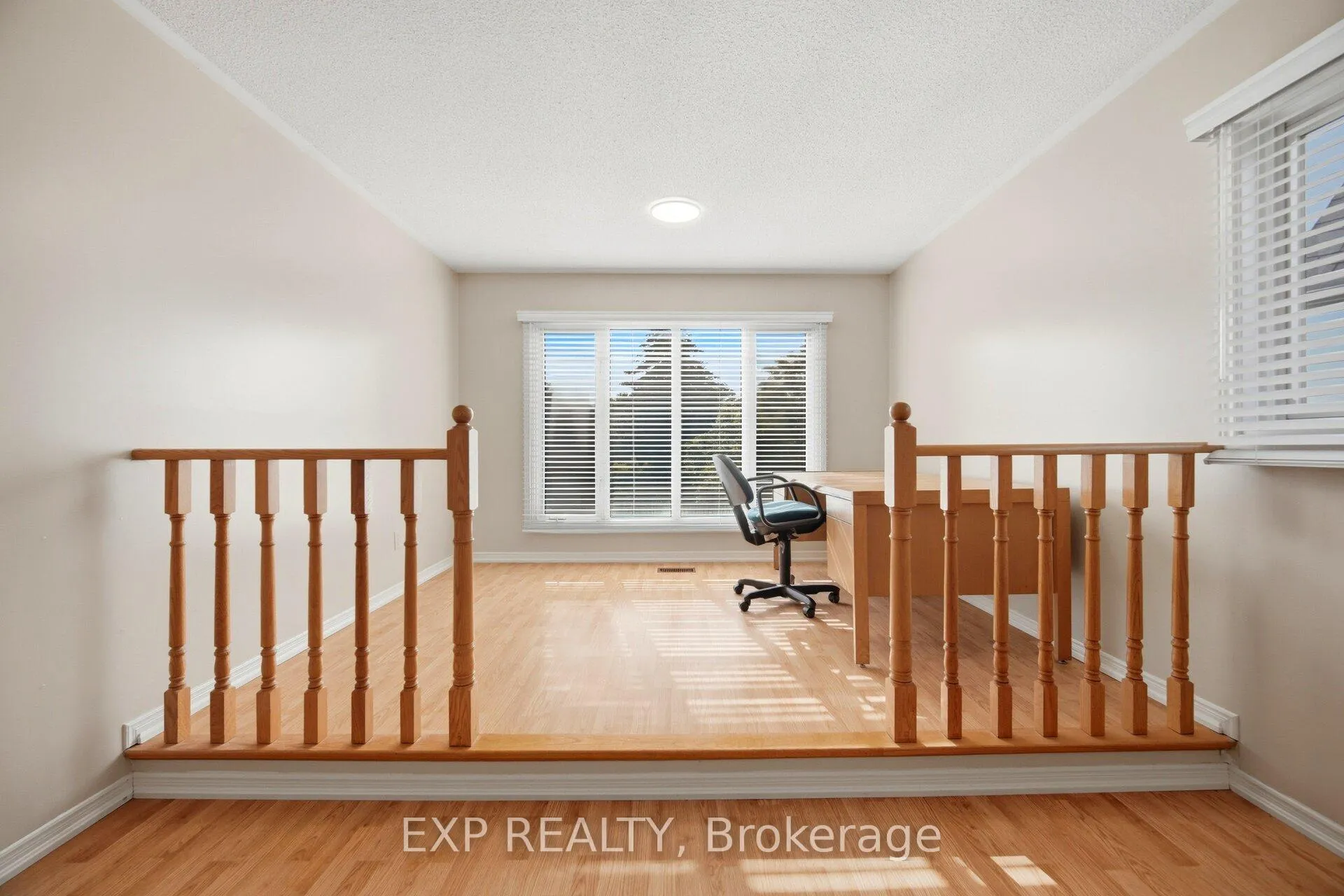 Photo 20 of 1938 Kempton Park Drive, Mississauga, Central Erin Mills — HOMEH