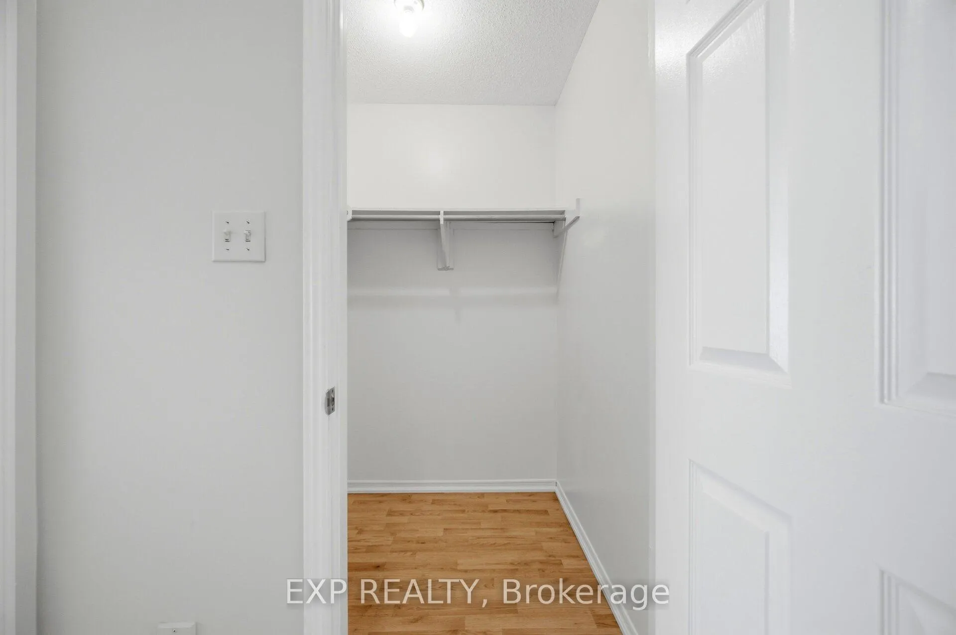 Photo 26 of 1938 Kempton Park Drive, Mississauga, Central Erin Mills — HOMEH
