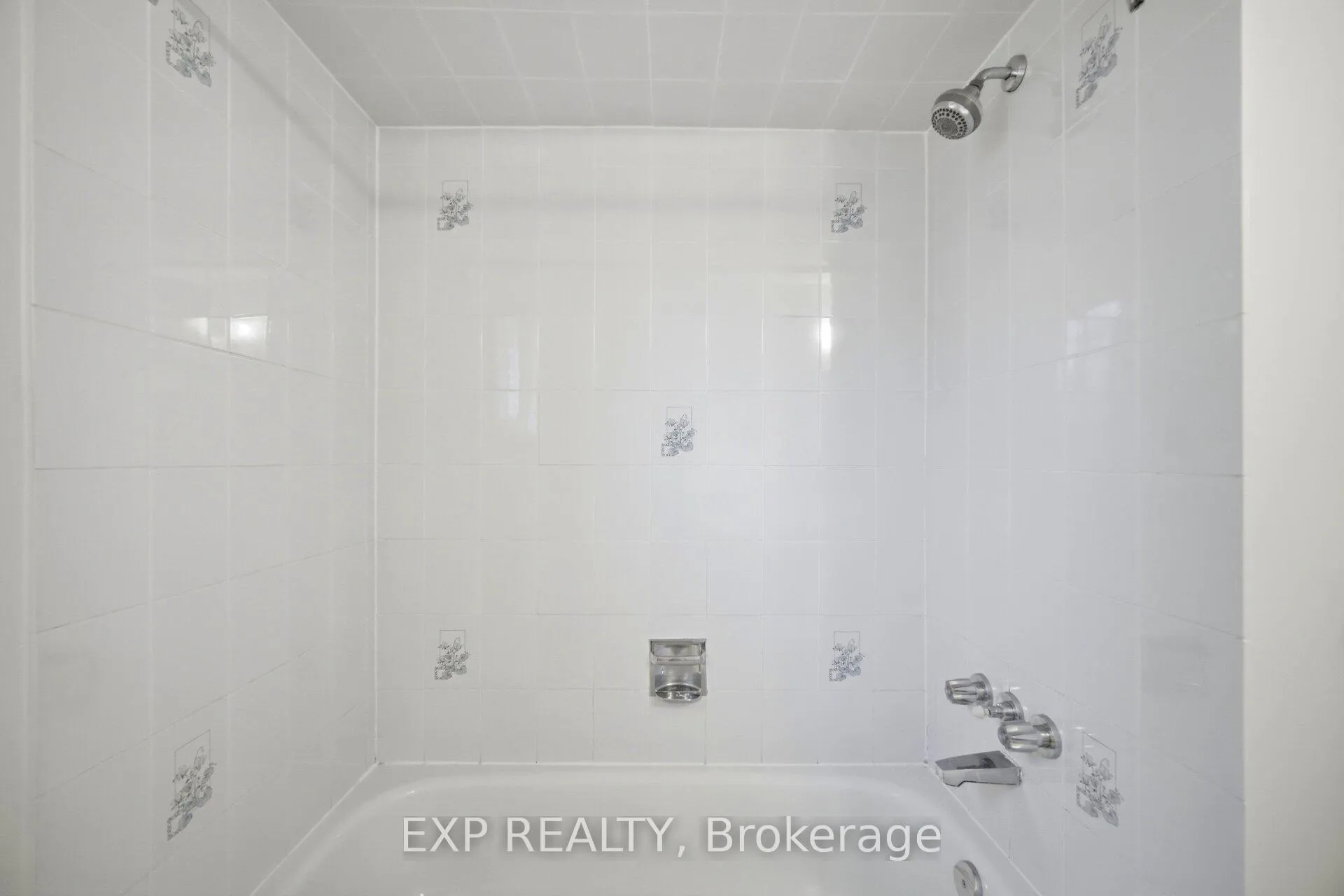 Photo 31 of 1938 Kempton Park Drive, Mississauga, Central Erin Mills — HOMEH