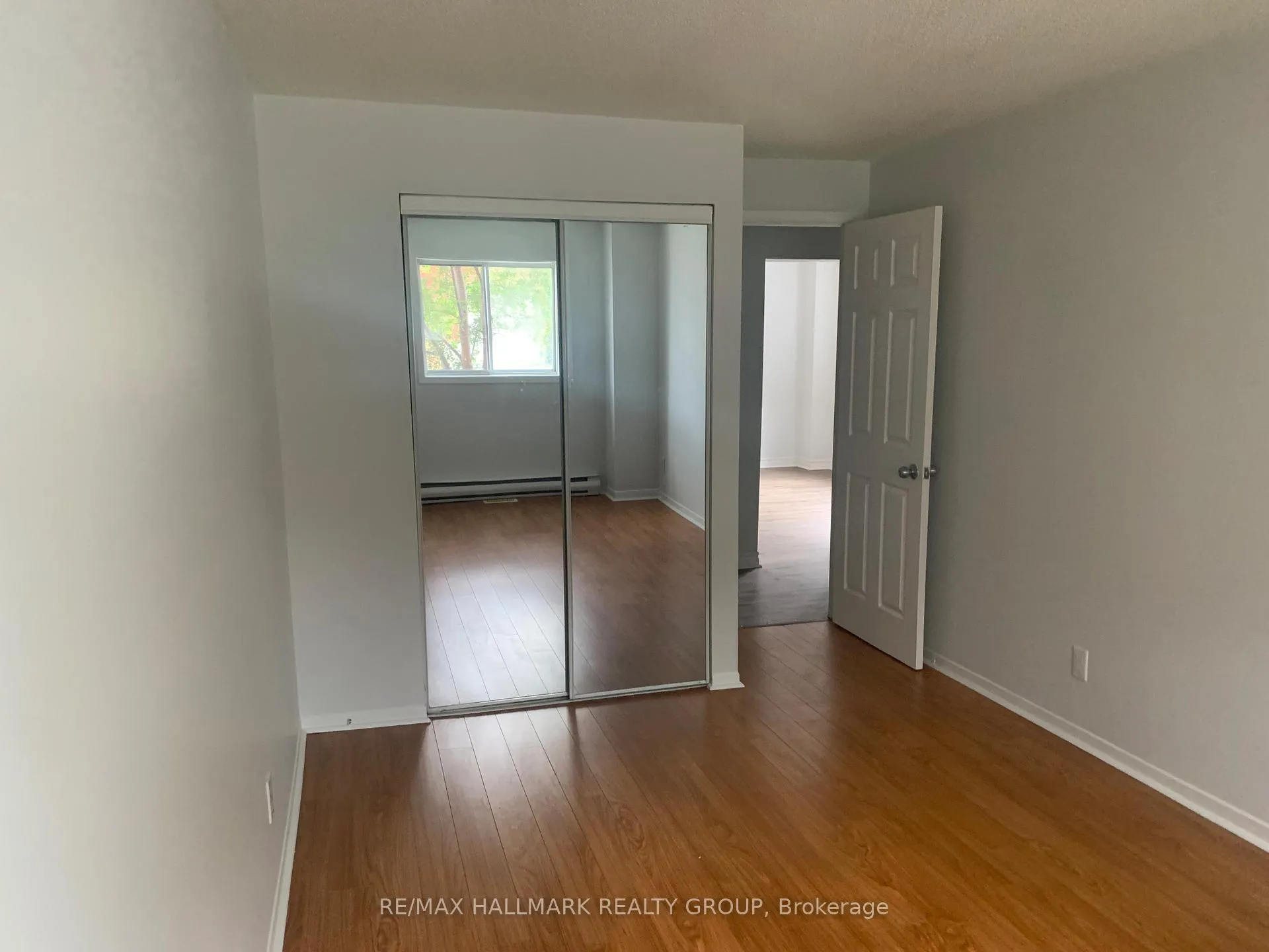 Photo 6 of Unit 251, 251 Marier Avenue, Ottawa, Vanier — HOMEH