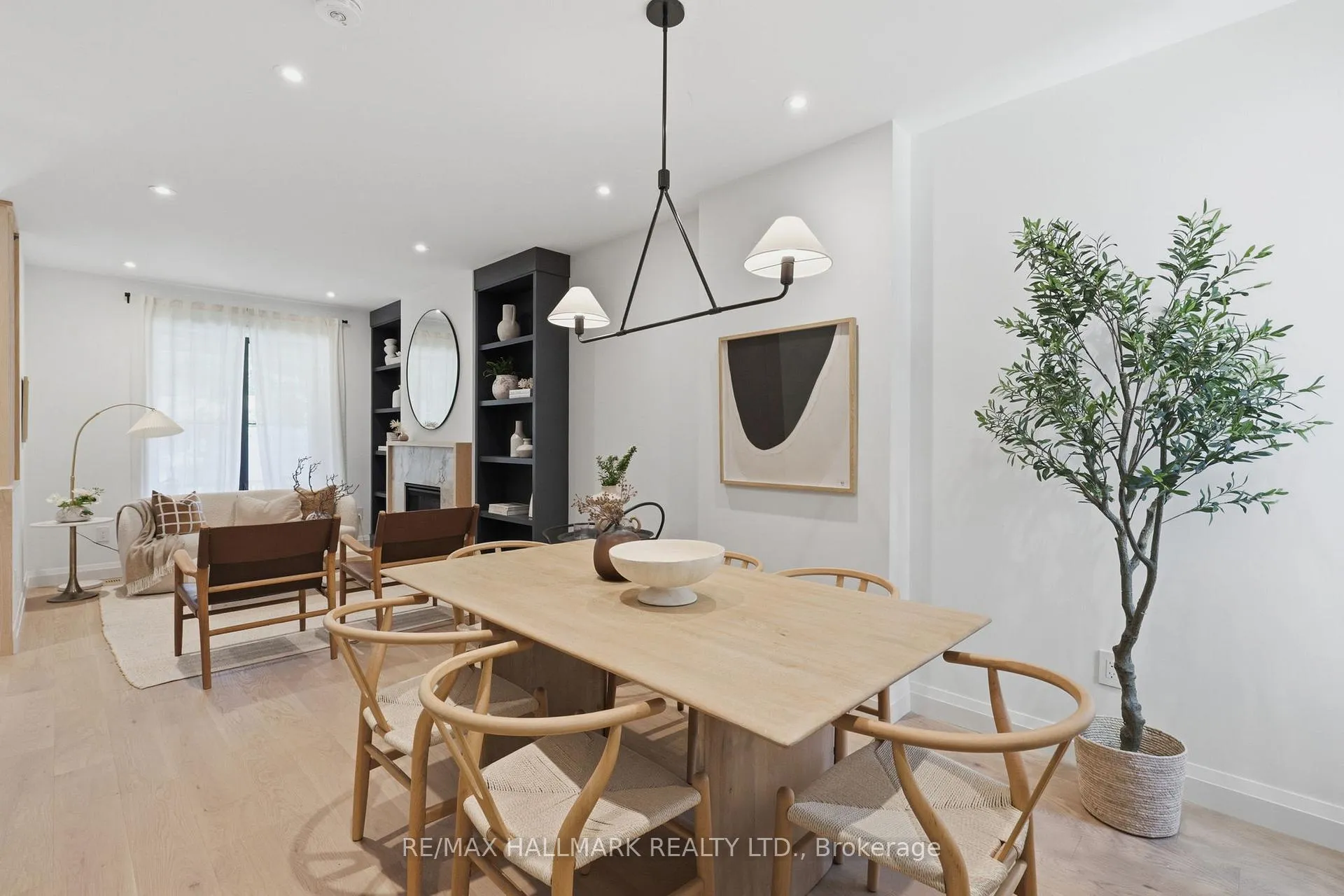 Photo 10 of 32 Howland Road, Toronto, North Riverdale — HOMEH