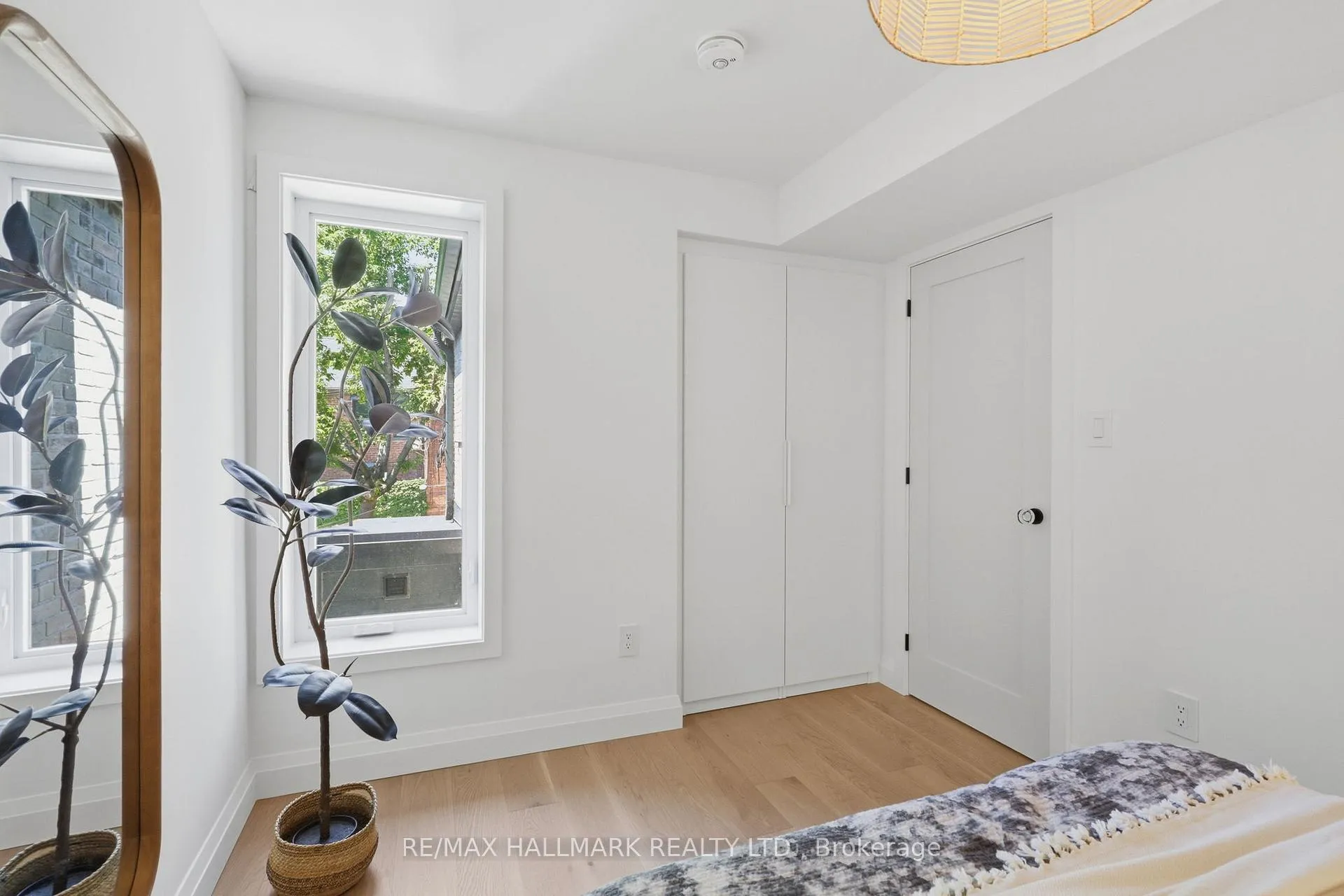 Photo 25 of 32 Howland Road, Toronto, North Riverdale — HOMEH