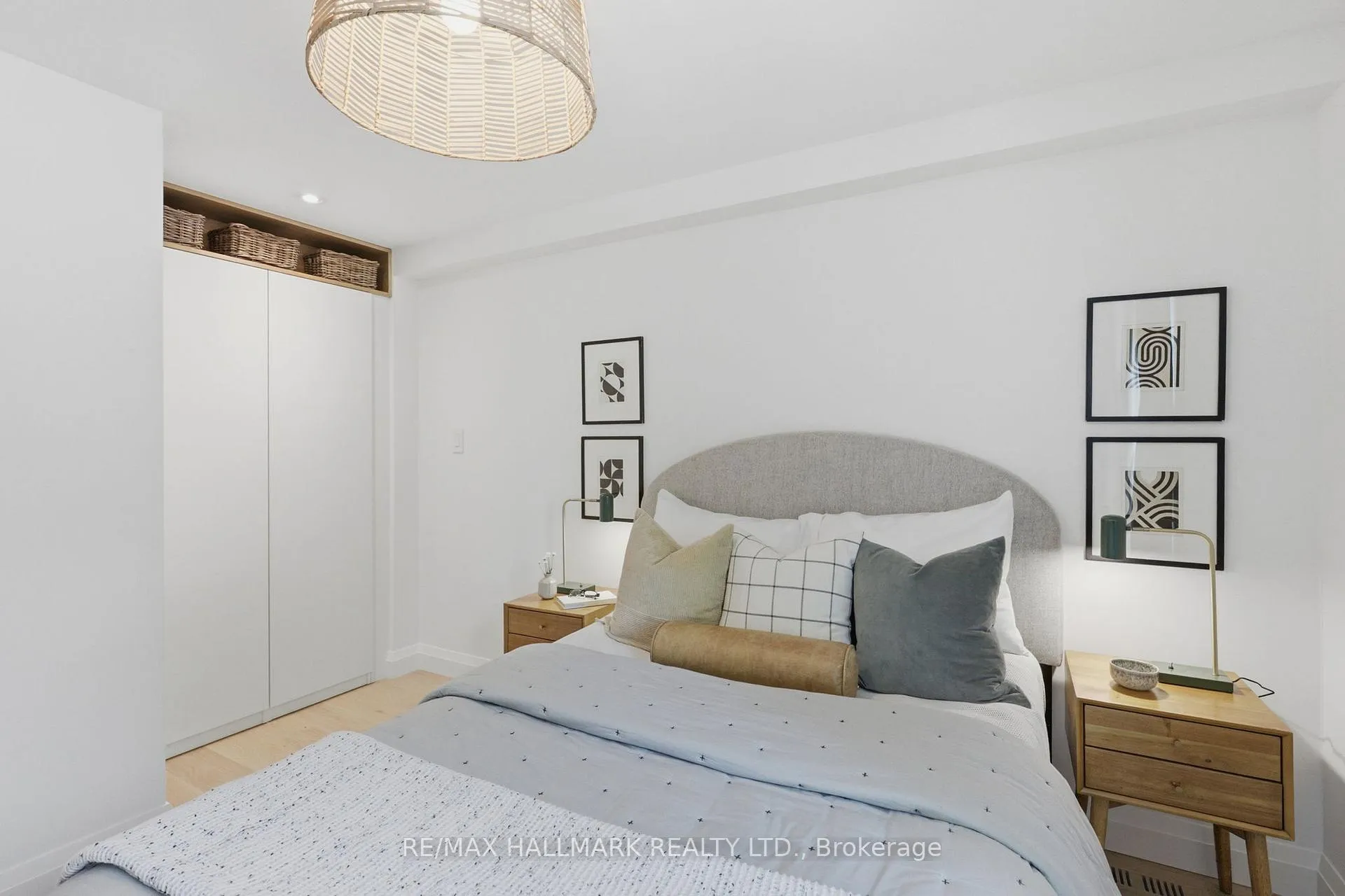 Photo 27 of 32 Howland Road, Toronto, North Riverdale — HOMEH