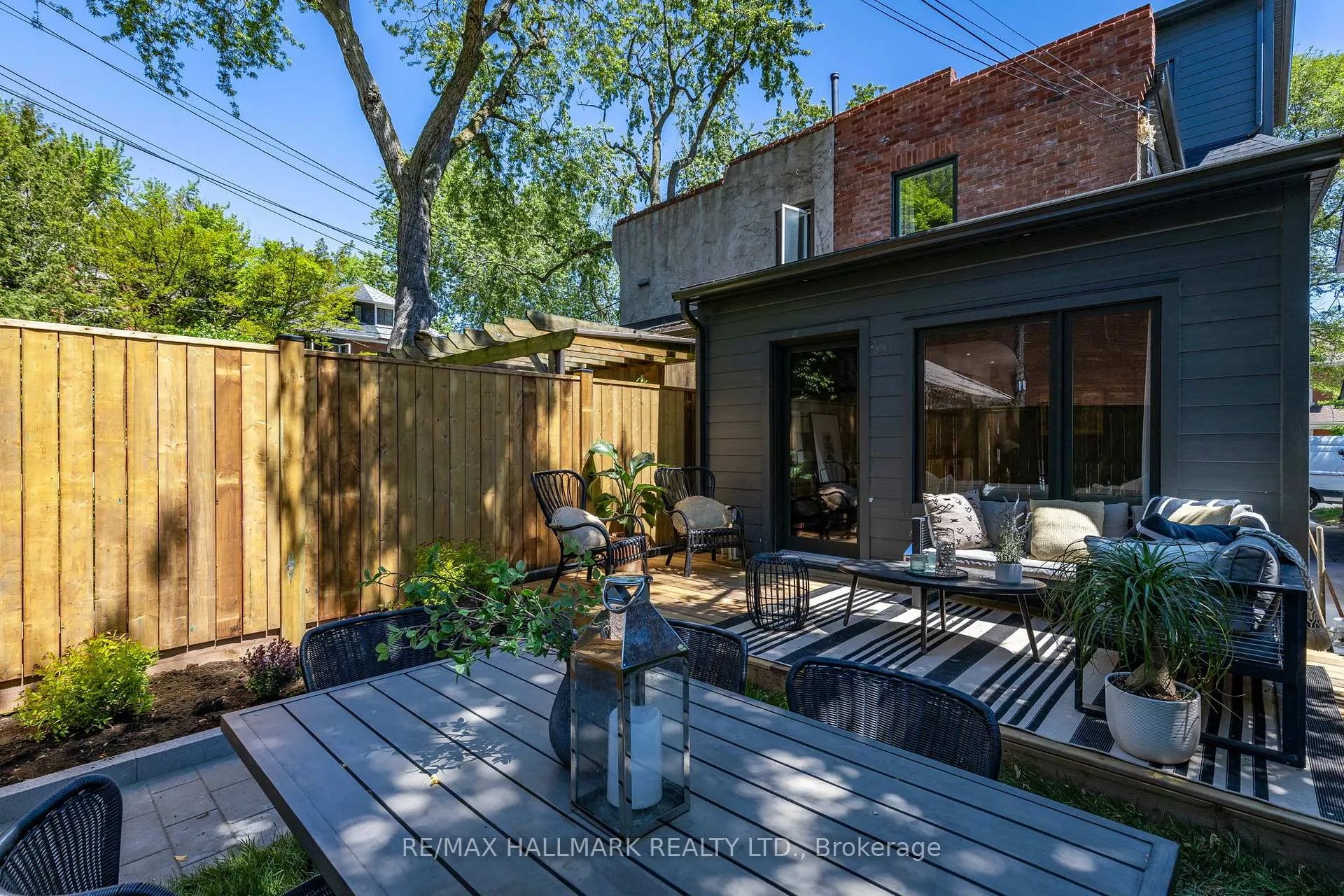 Photo 46 of 32 Howland Road, Toronto, North Riverdale — HOMEH