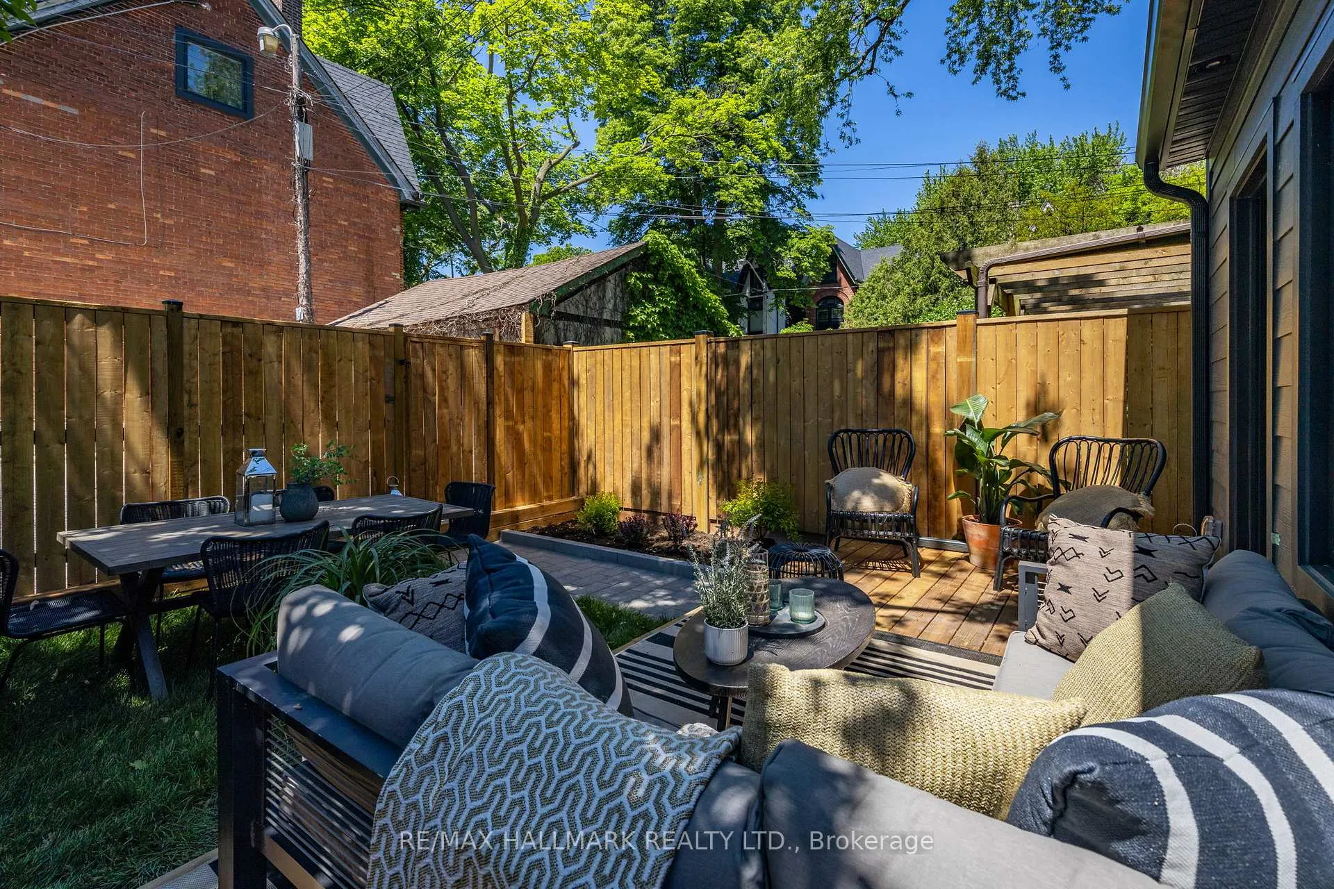 Photo 47 of 32 Howland Road, Toronto, North Riverdale — HOMEH